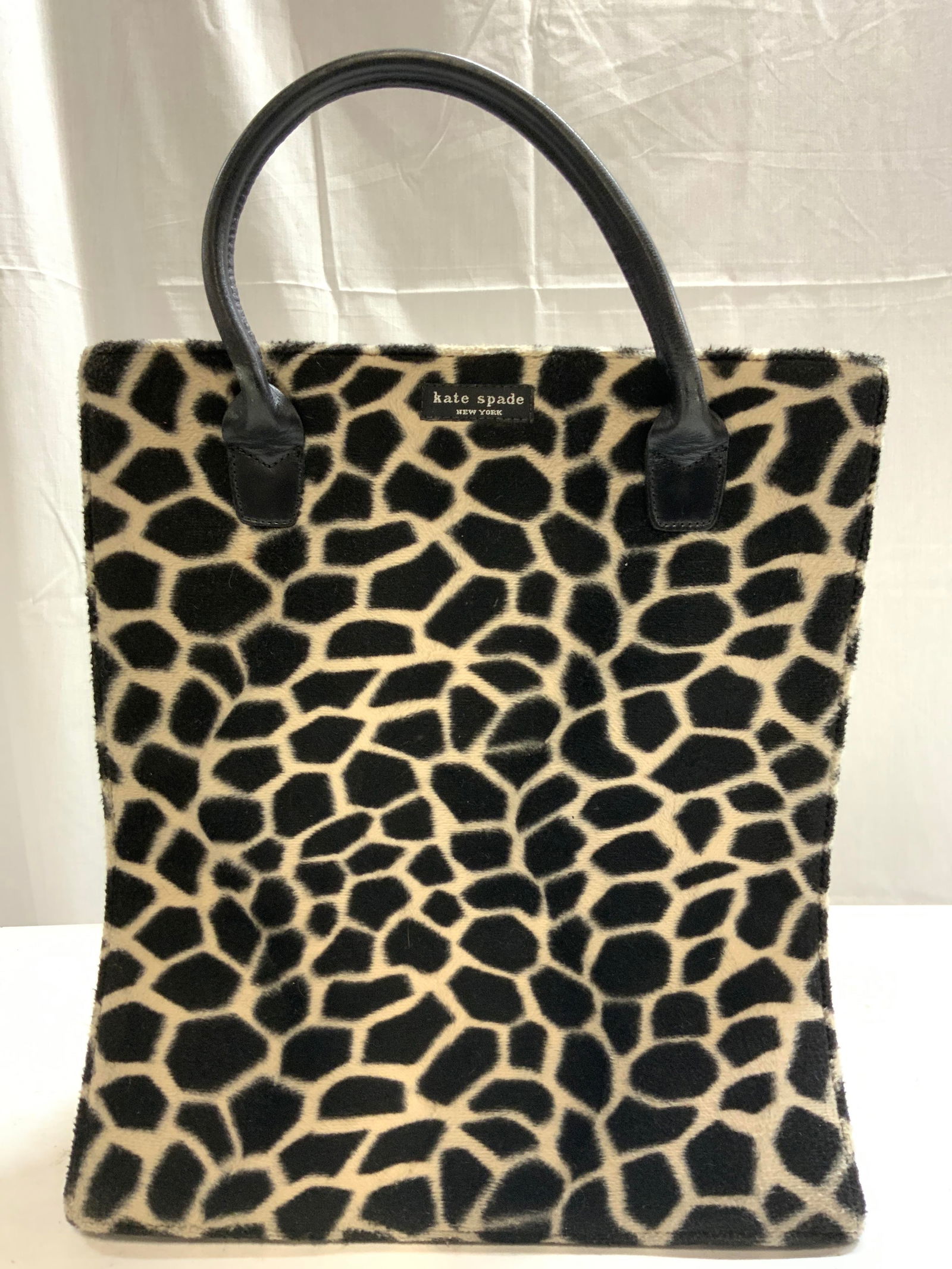 KATE SPADE NEW YORK Giraffe Print Tote Bag (1 of 7)