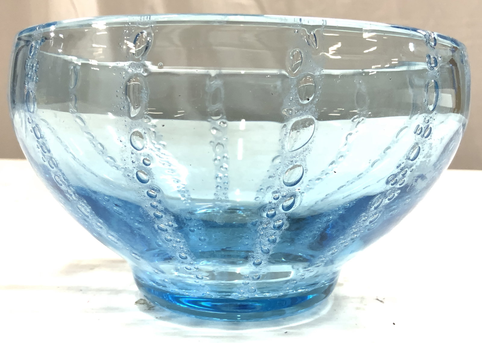 Art Glass Bowl Vessel W Bubble Detail Aqua: Vessel is light blue aqua toned. Piece is glass. Bowl has bubble detail within structure. Bowl is possibly hand blown due to pontil on underside. Vessel measures approximately 5.5 inches wide 3.5 inch