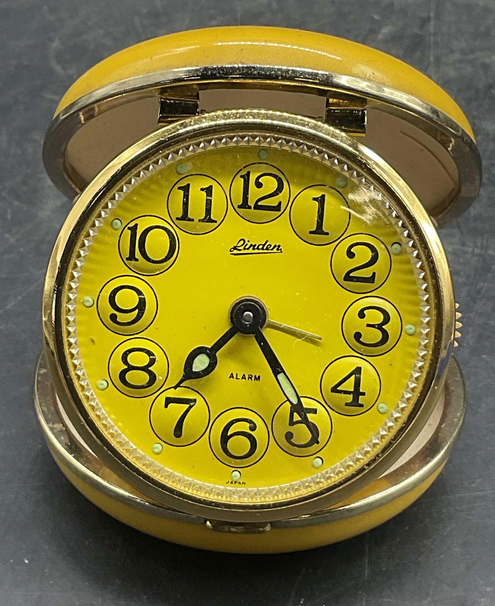 LINDEN Vintage Yellow Travel Alarm Clock, Japan (1 of 9)