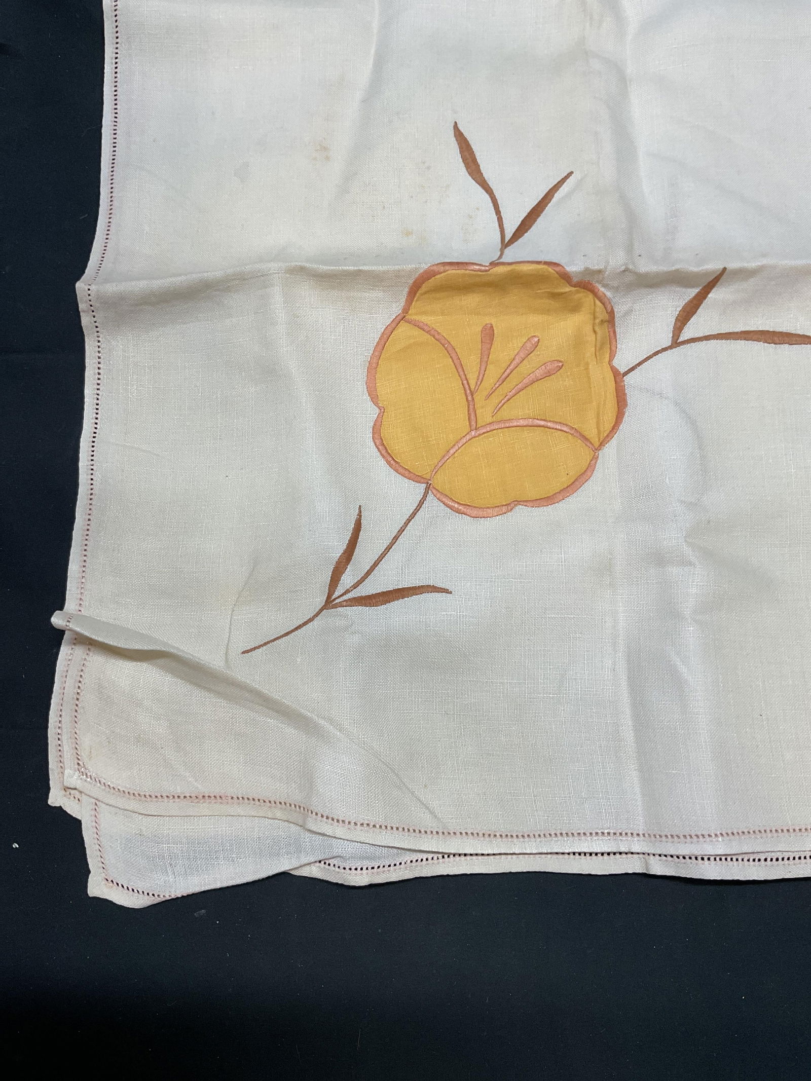 Vintage White Floral Linen Tablecloth (1 of 6)
