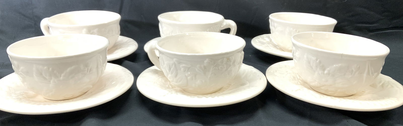 Evergreen Prod Ceramic Bowls & Saucers 12 (1 of 5)