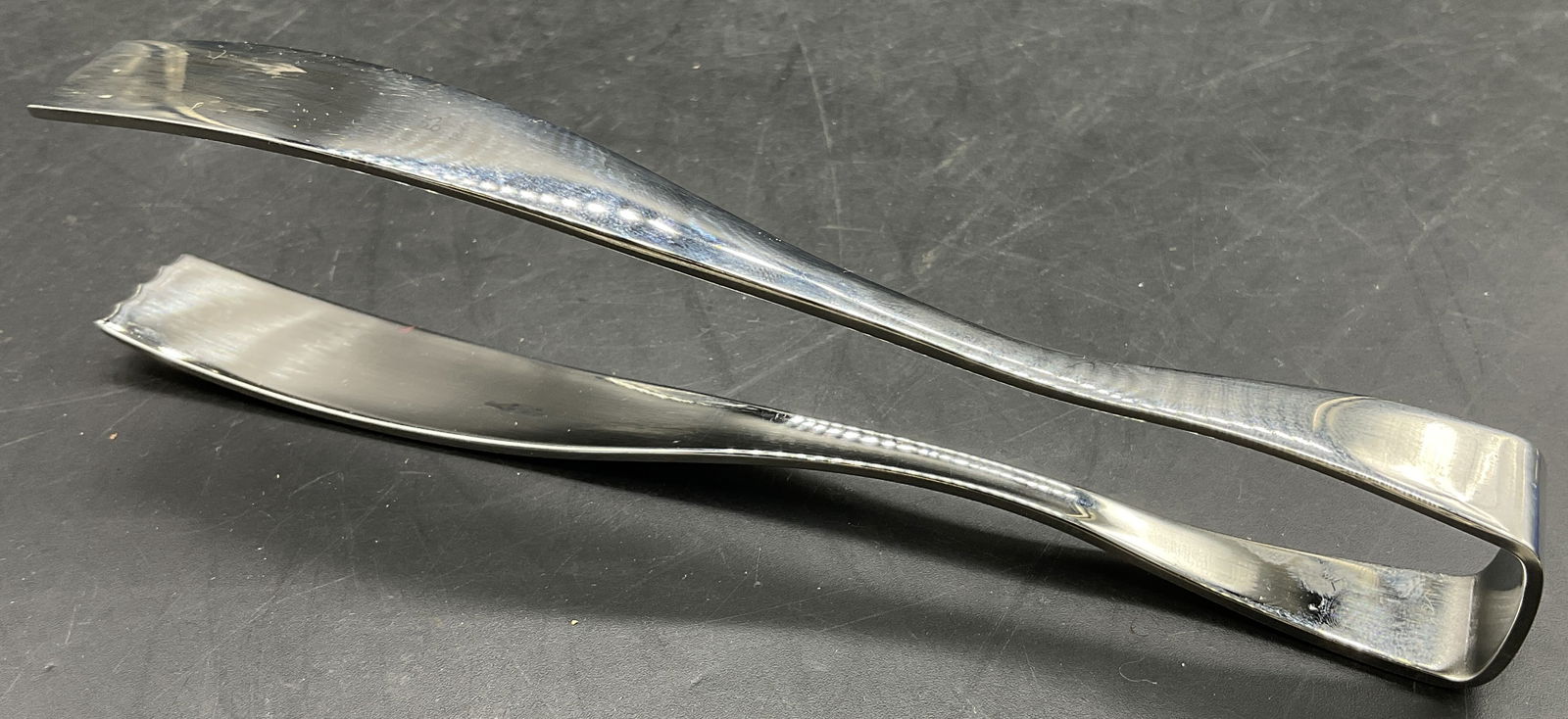 GS 18/10 Silver Tone Metal Tongs (1 of 7)