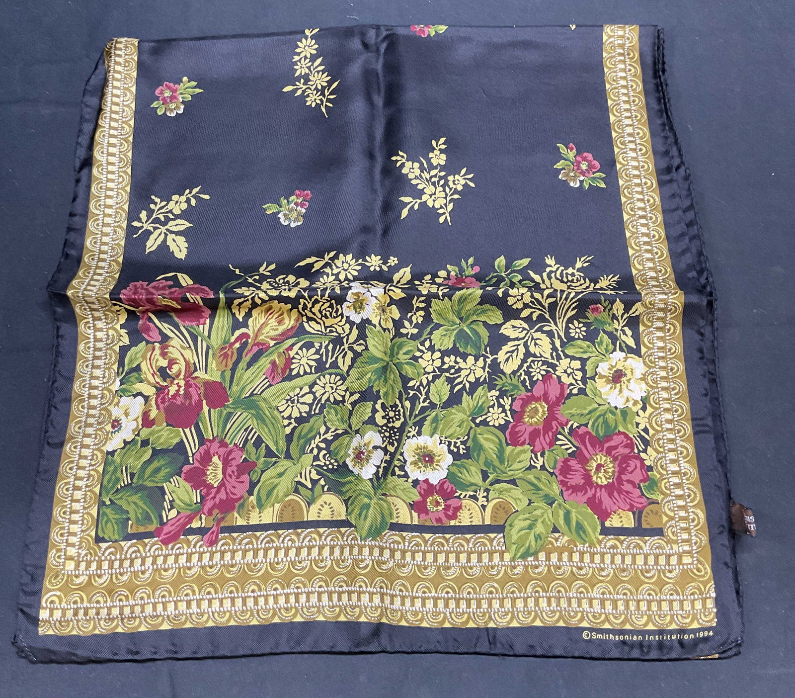 Vtg Smithsonian Silk Flower Scarf, Italy NIB (1 of 6)