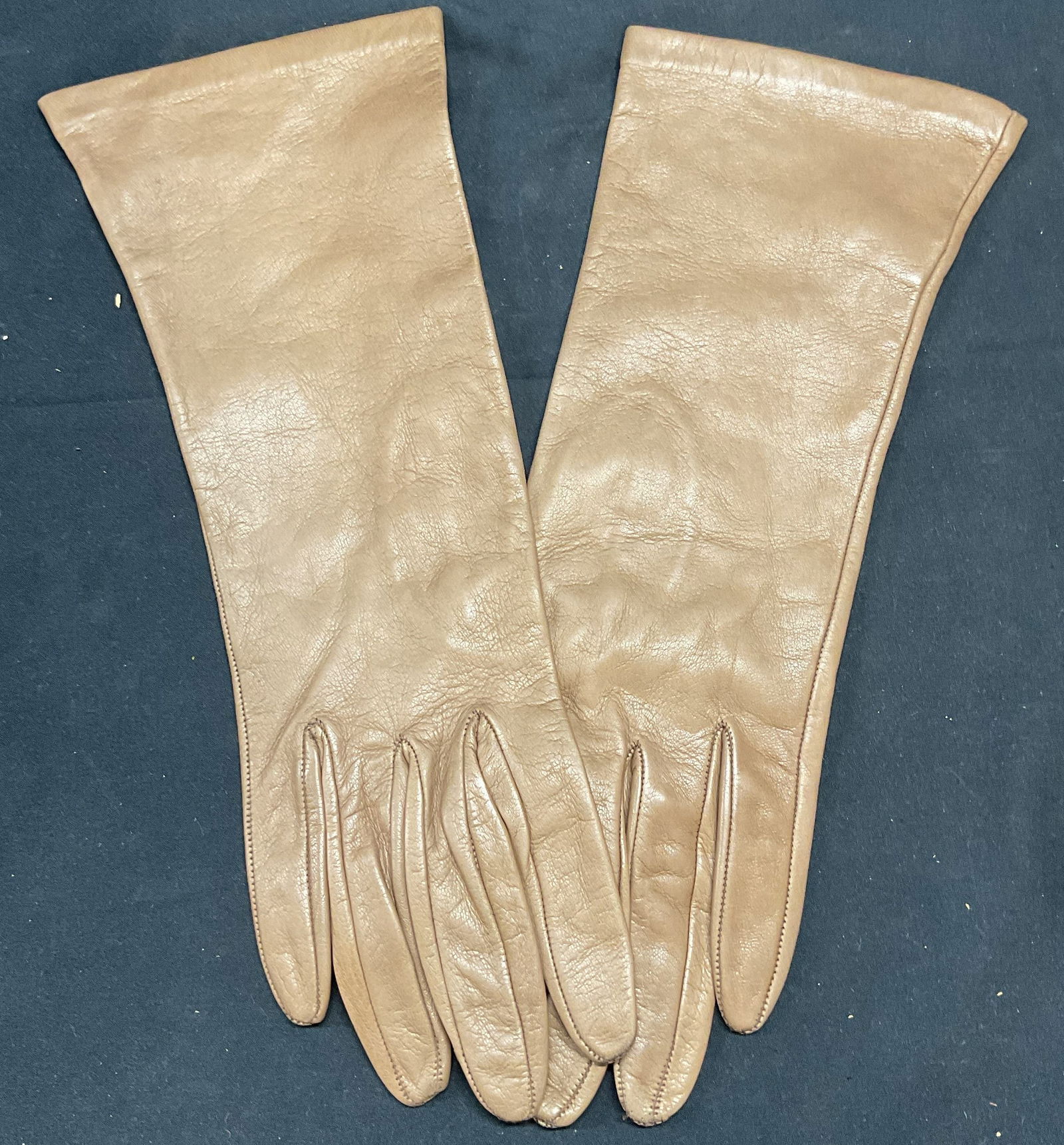 Vtg Saks Fifth Avenue brown Leather Gloves, Italy (1 of 6)