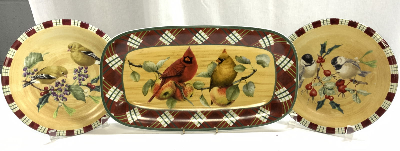 LENOX Winter Greetings Everyday Lot 3 Porc Plates (1 of 8)