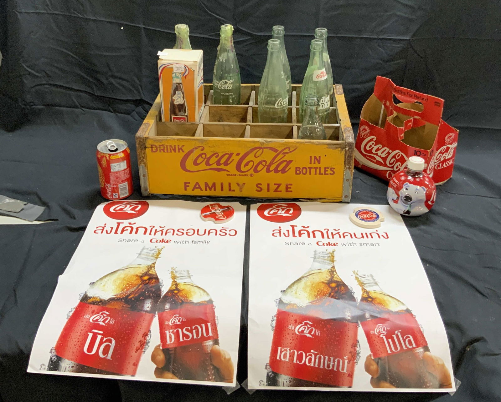 Lot 16 Vintage Coca Cola Memorabilia (1 of 9)