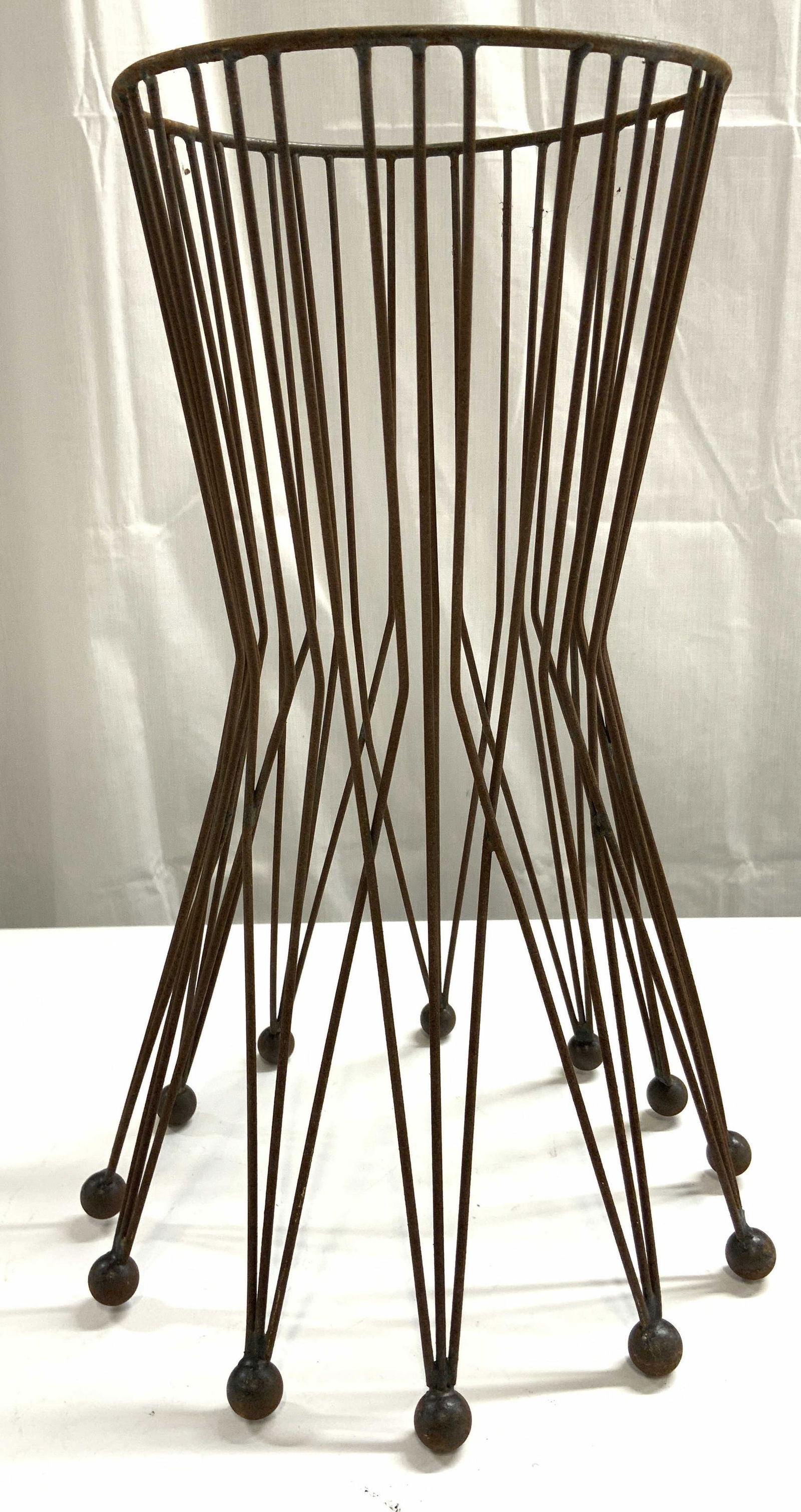 Vintage Footed Metal Plant Stand (1 of 6)