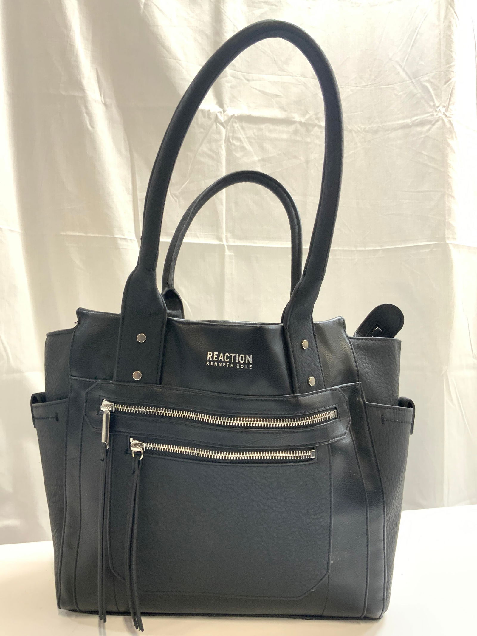 KENNETH COLE REACTION Womens Leath Purse Blk (1 of 8)