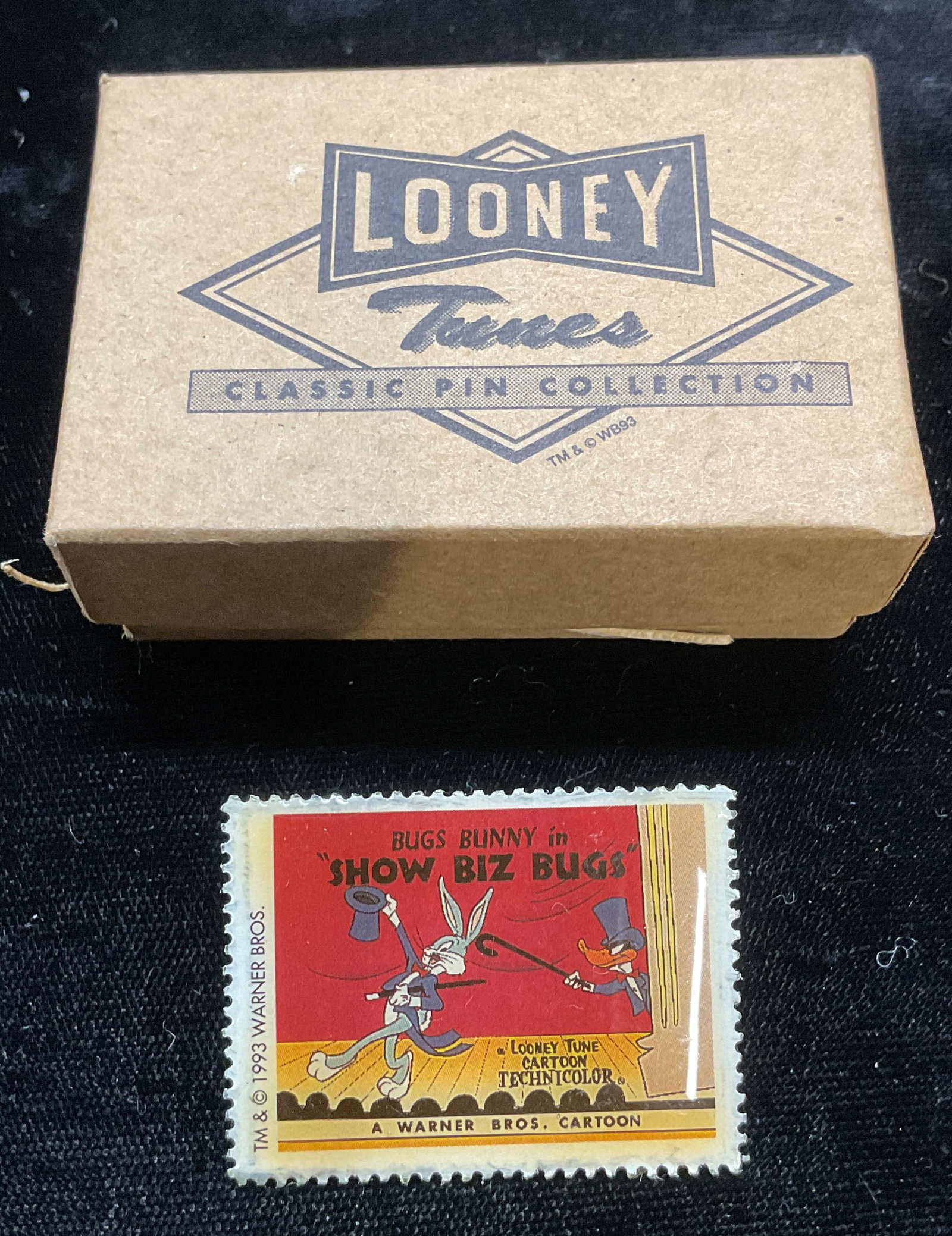 Vintage Bugs Bunny Show Biz Pin (1 of 6)