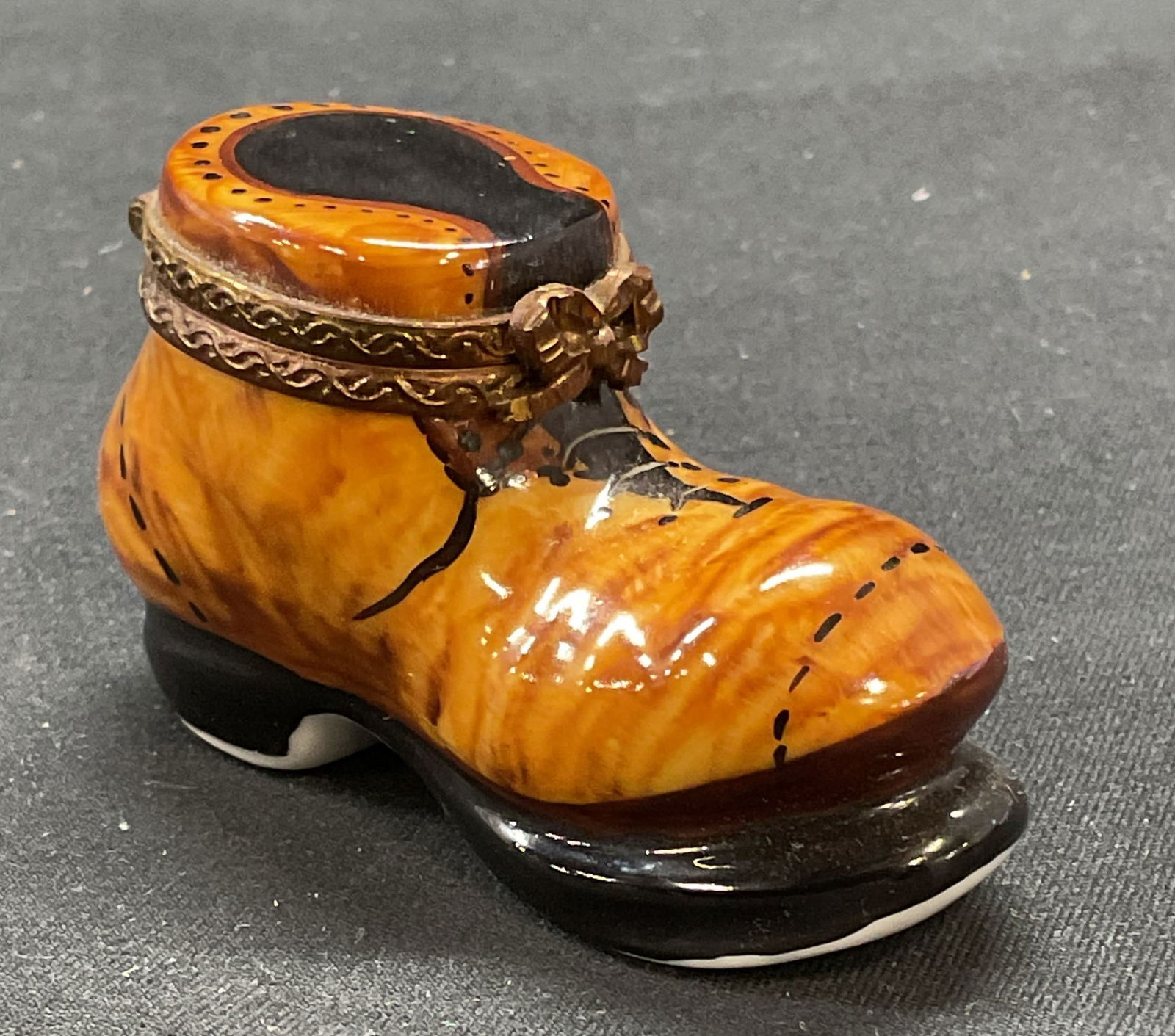 Limoges Porcelain Boot Trinket Box, France (1 of 7)