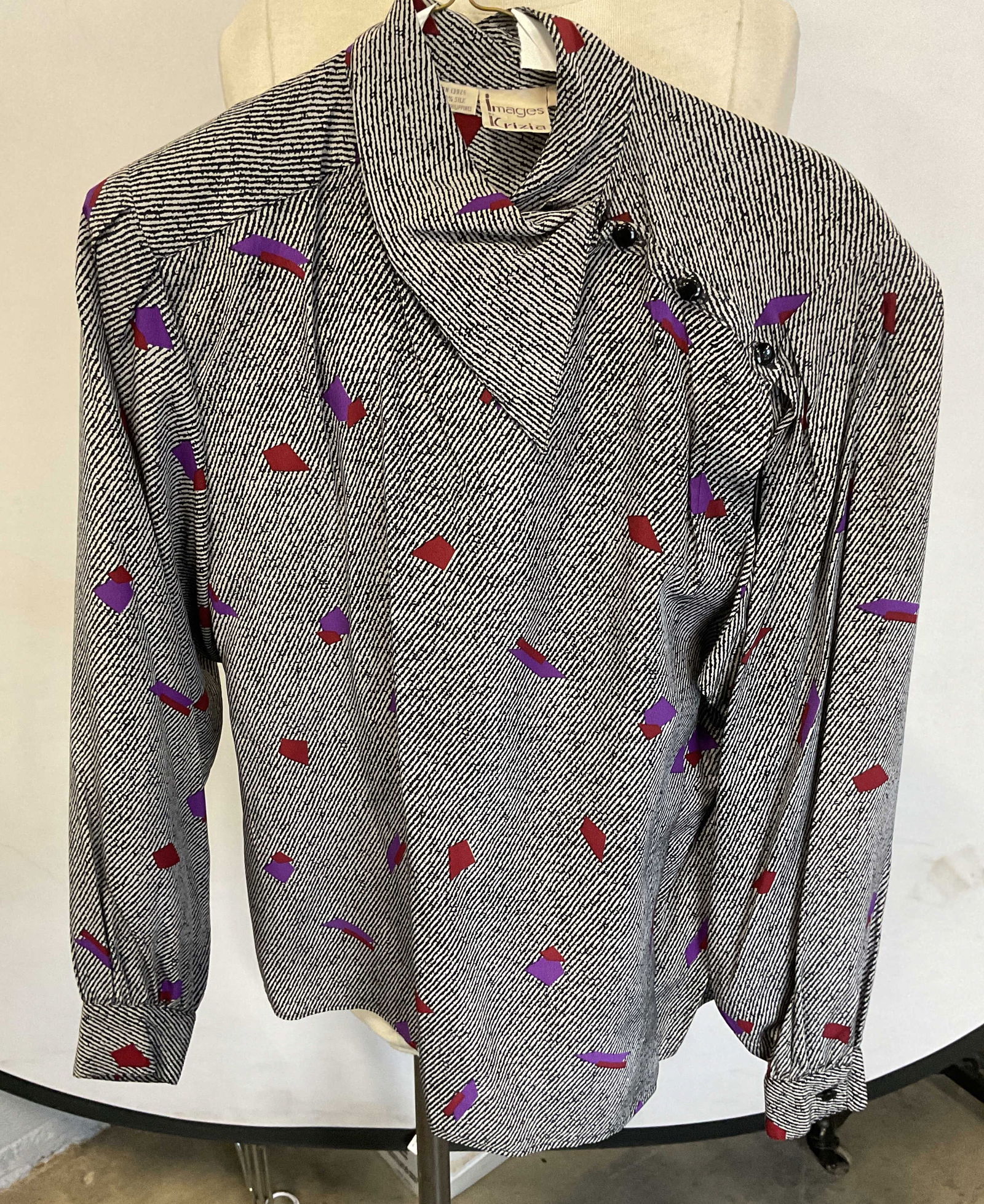 Vtg Images by KRIZIA Black Silk Top (1 of 7)