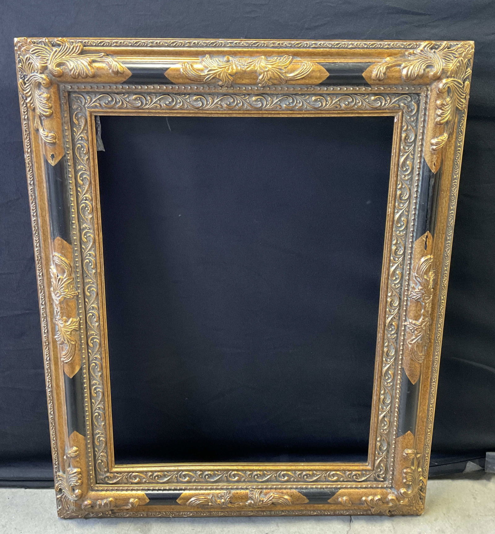 Vintage Gilt Wood Frame (1 of 6)