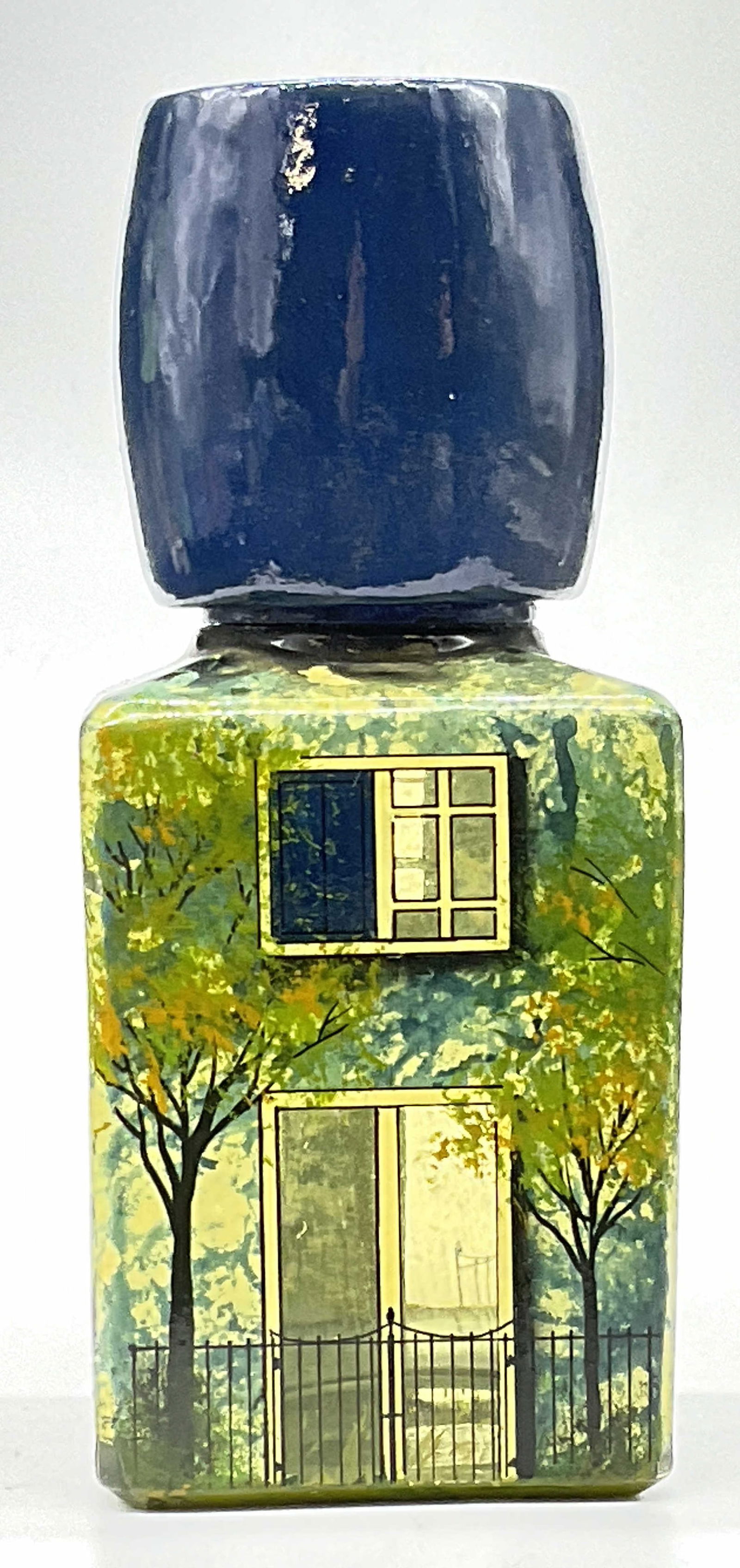 ELVIS 380 Hand Painted Glass Perfume Bottle (1 of 7)