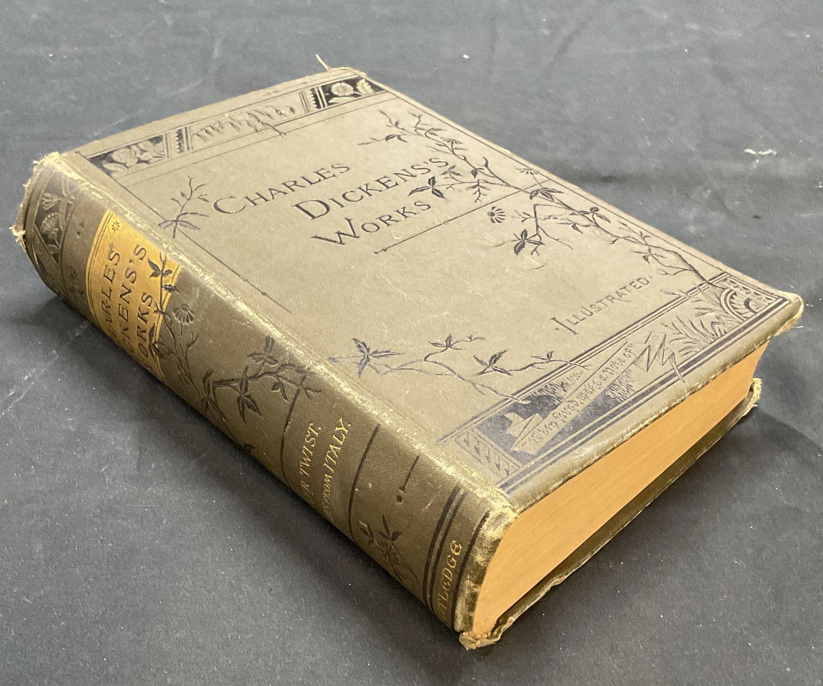 Antique Charles Dickens Works, Illustrated (1 of 8)