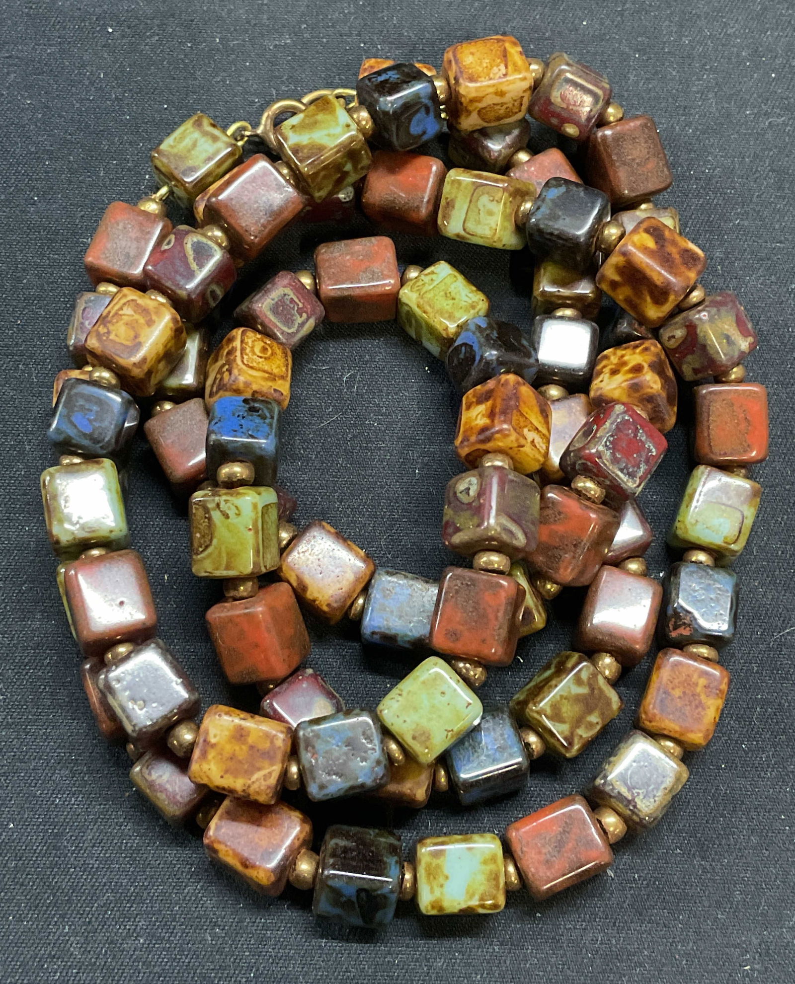 Vintage Glass Faux Stone Beaded Necklace (1 of 6)