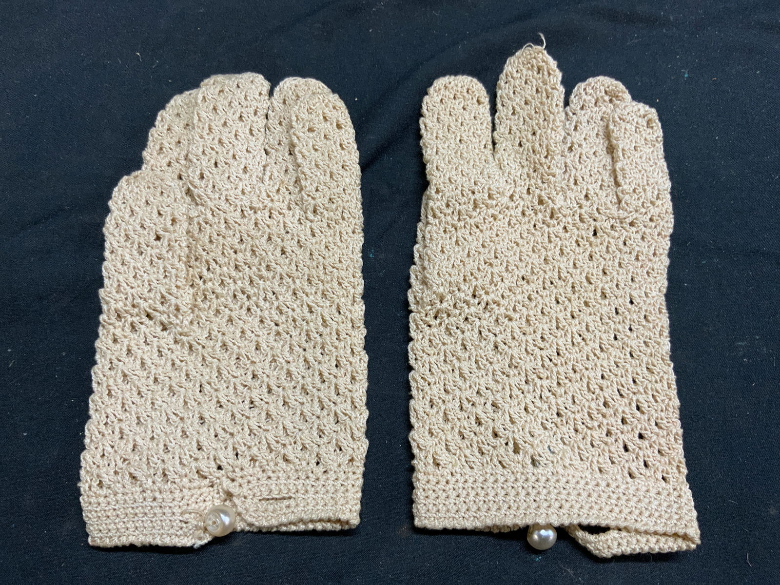 PLYMOUTH Pr Woven Cotton Gloves ITALY (1 of 6)