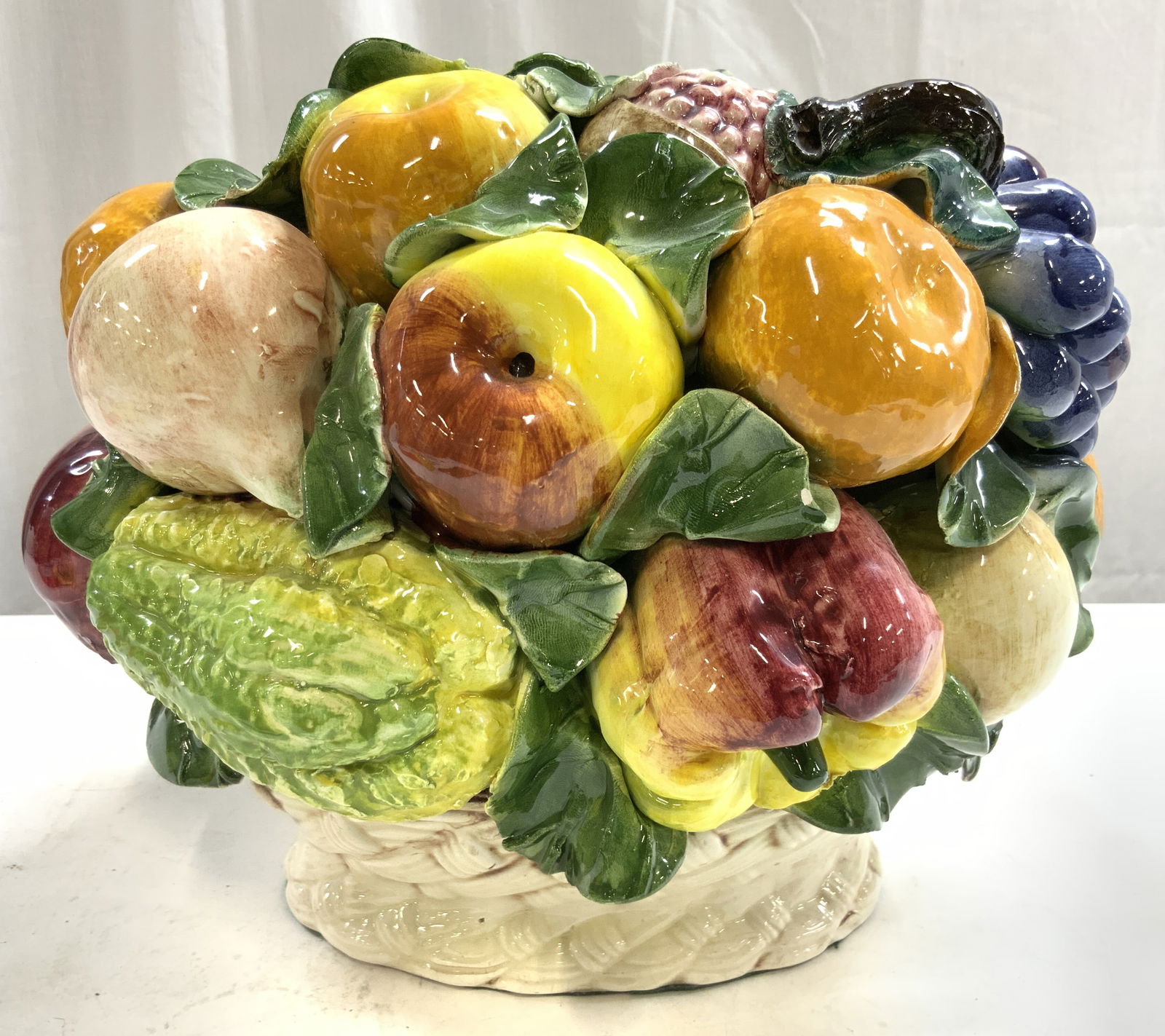 Vintage Ceramic Fruit Basket Centerpiece (1 of 8)