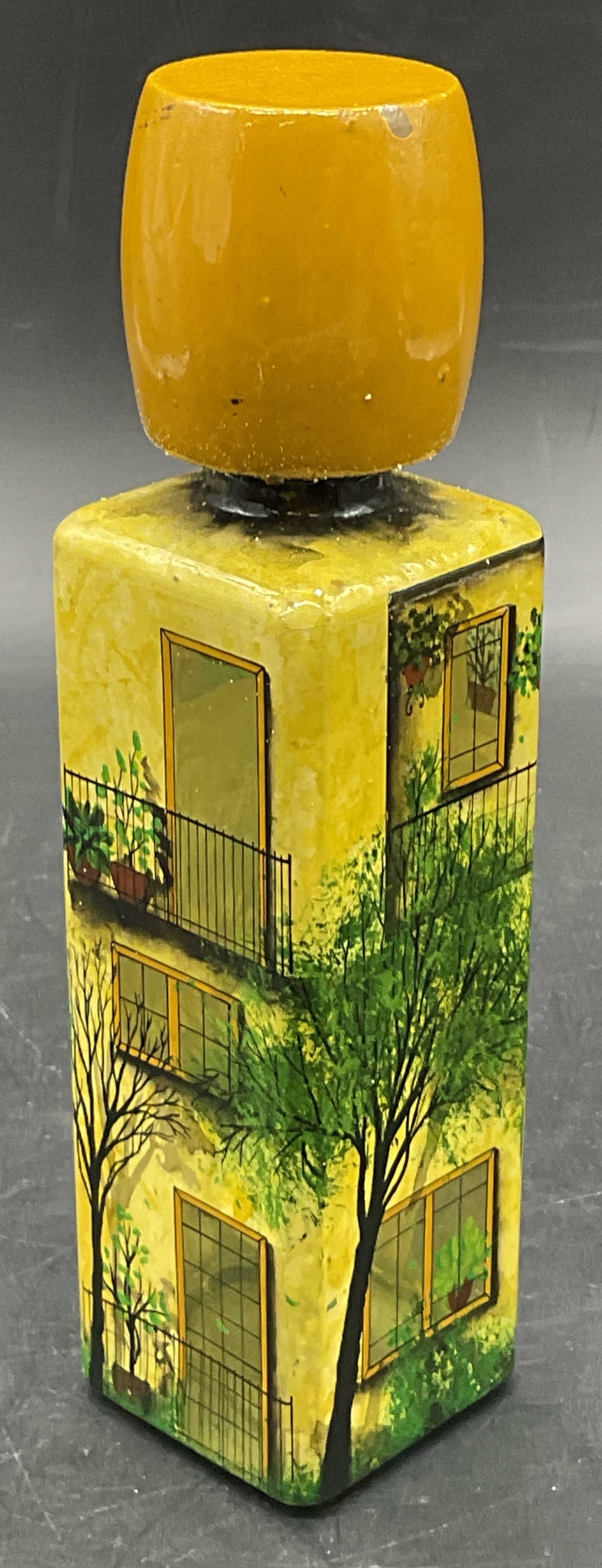 ELVIS 373 Hand Painted Glass Perfume Bottle (1 of 10)