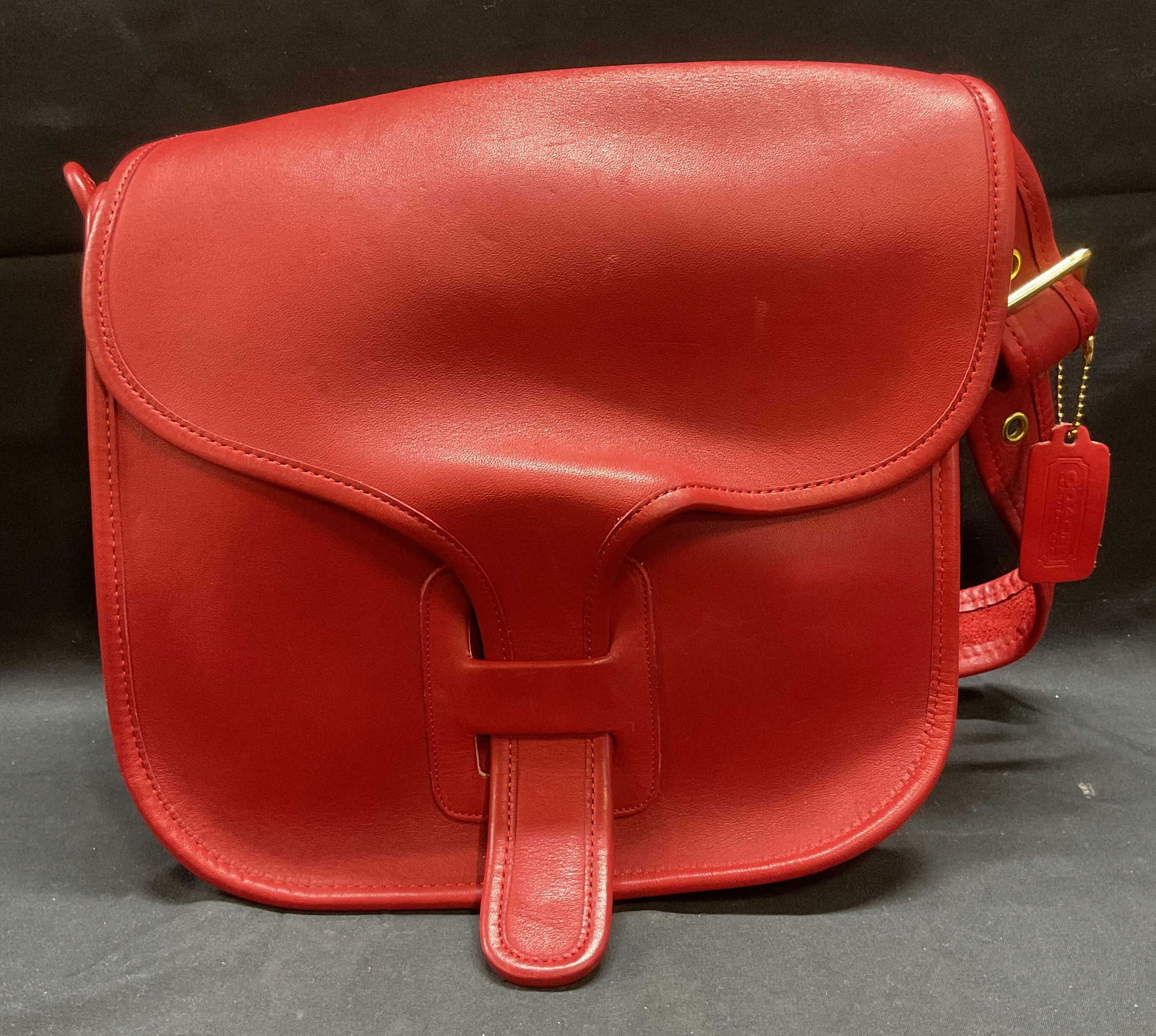 Vintage Coach Courier Red Leather Handbag (1 of 8)