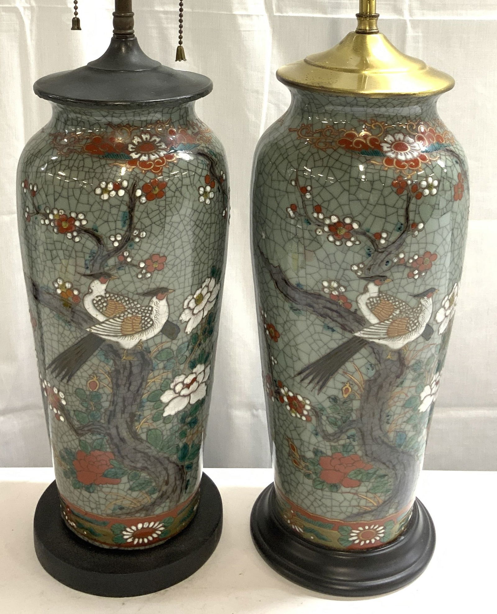 Pr Vntg Hand Painted Asian Porcelain Lamp (1 of 9)