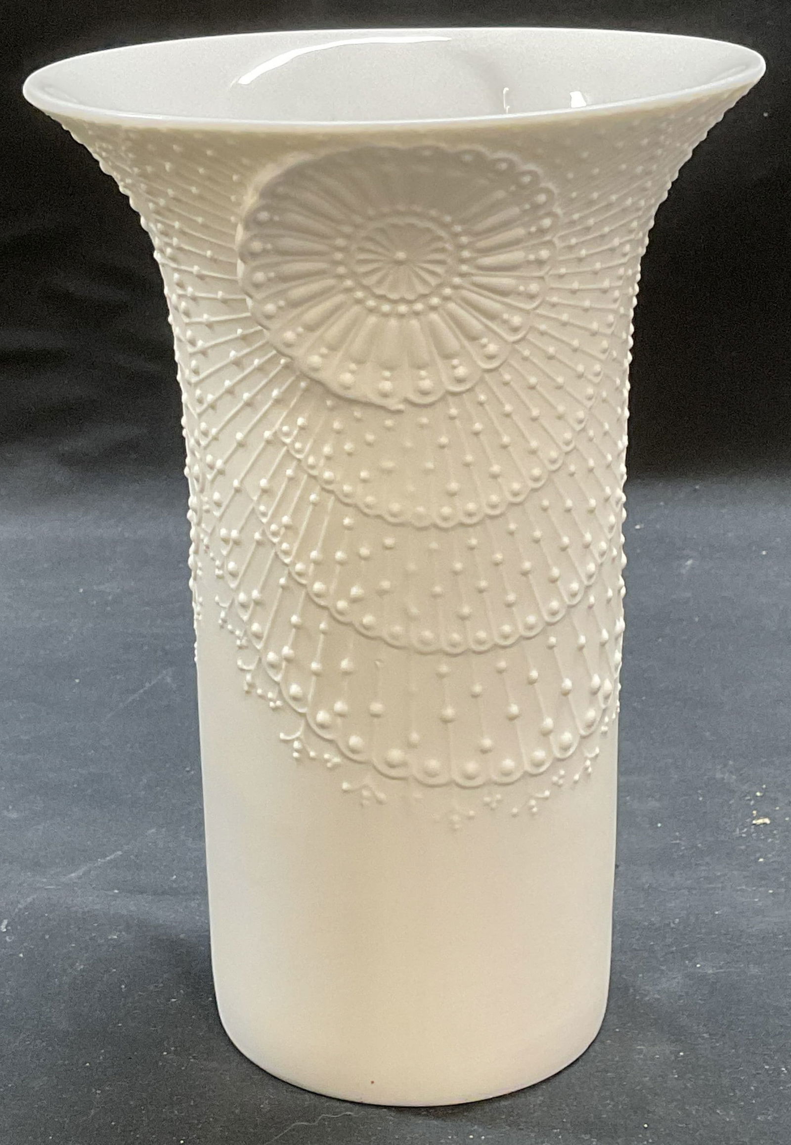 MCM Kaiser Manfred Frey Porcelain Vase, Germany (1 of 6)