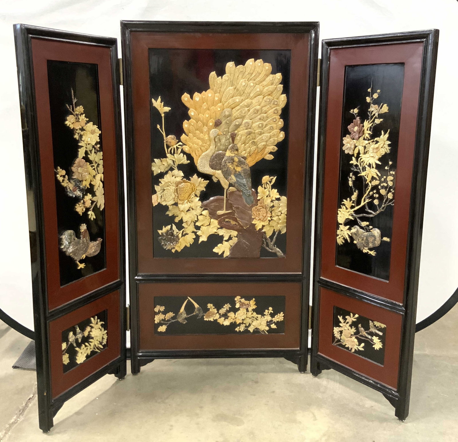 Vtg Lacquered Asian Divider W Natural Stone Detail (1 of 10)