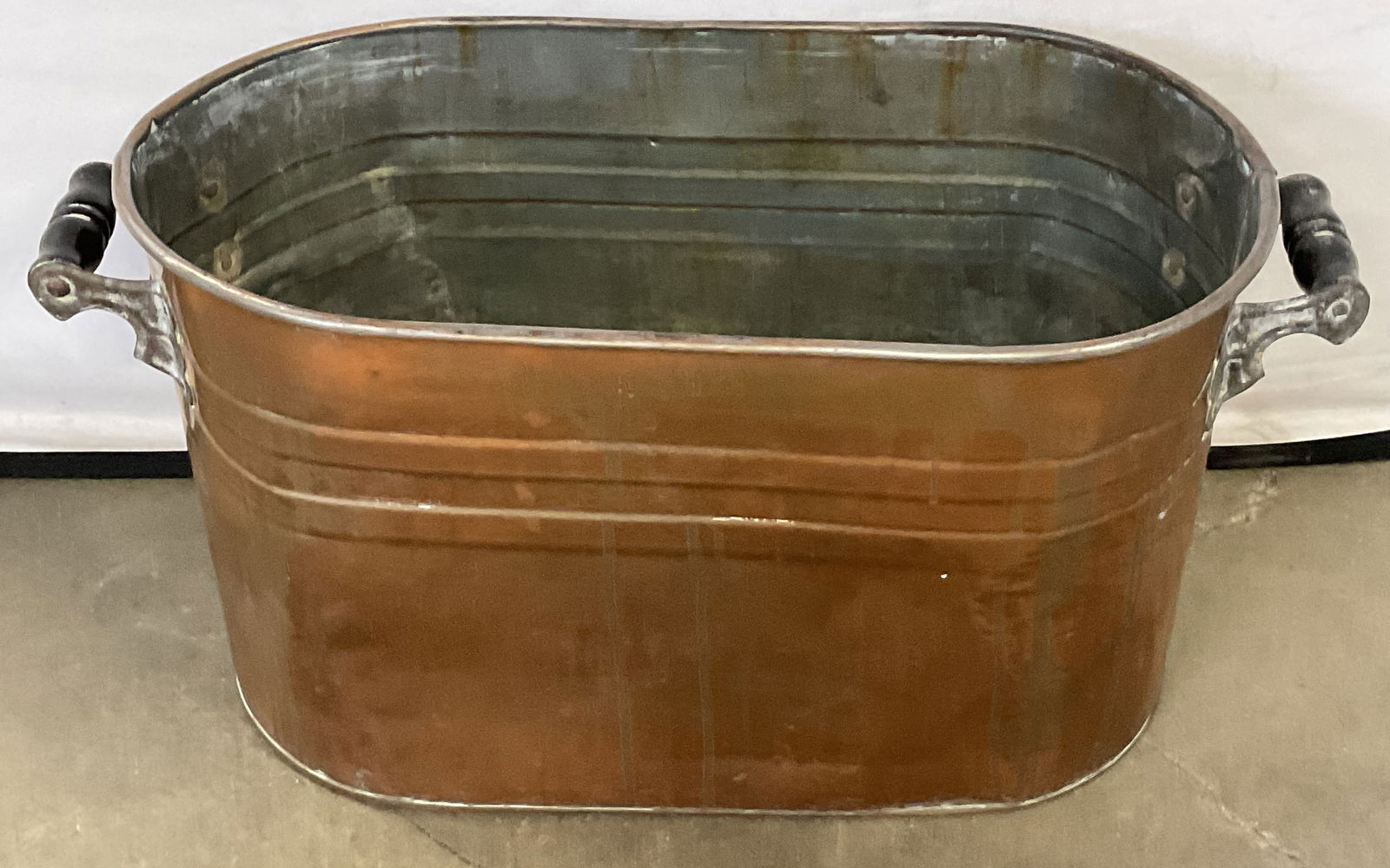 Antique Copper Wash Basin Tub W/ Black Handles (1 of 9)