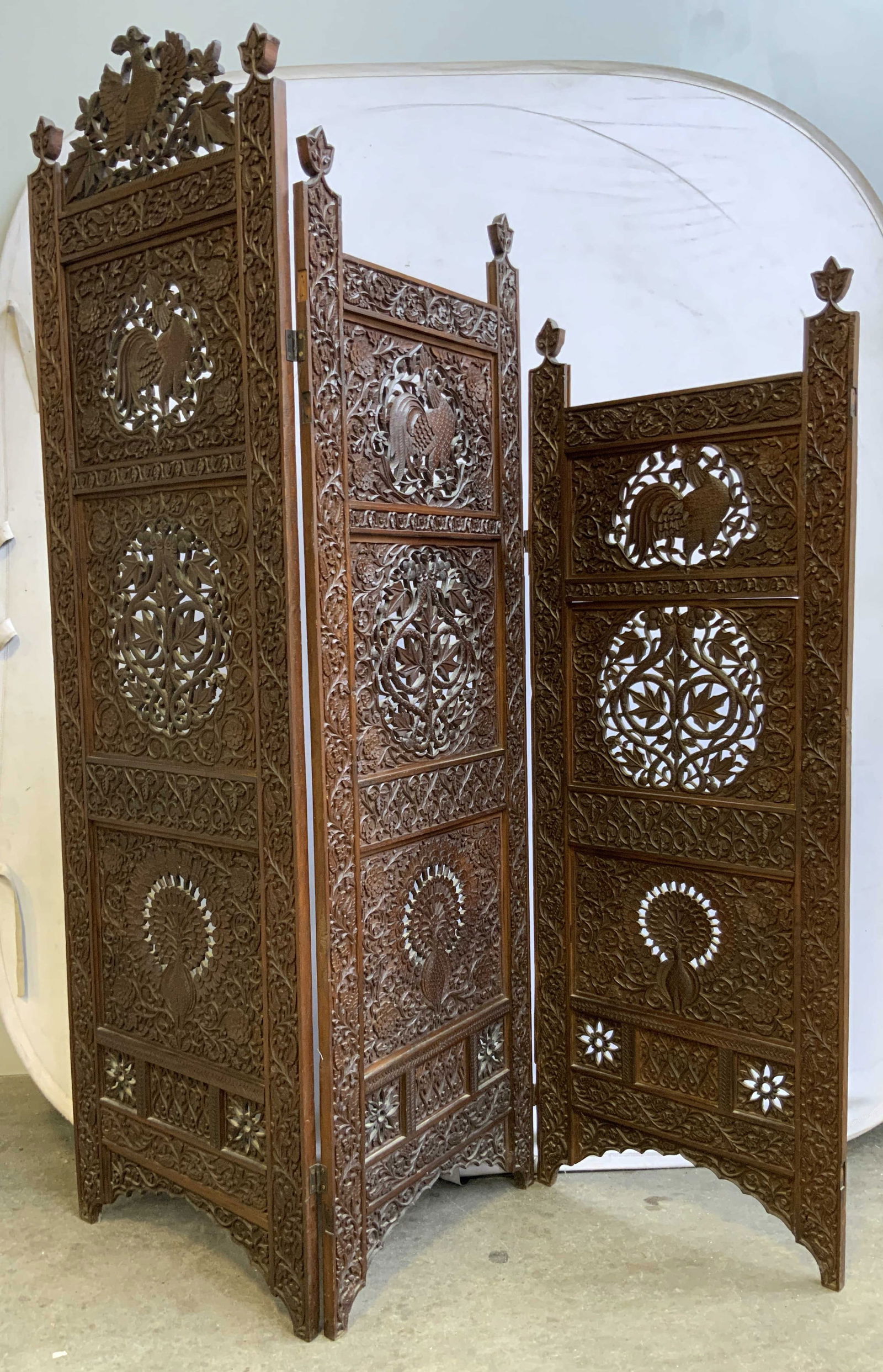 Vntg Carved Wooden Moroccan Room Screen (1 of 11)