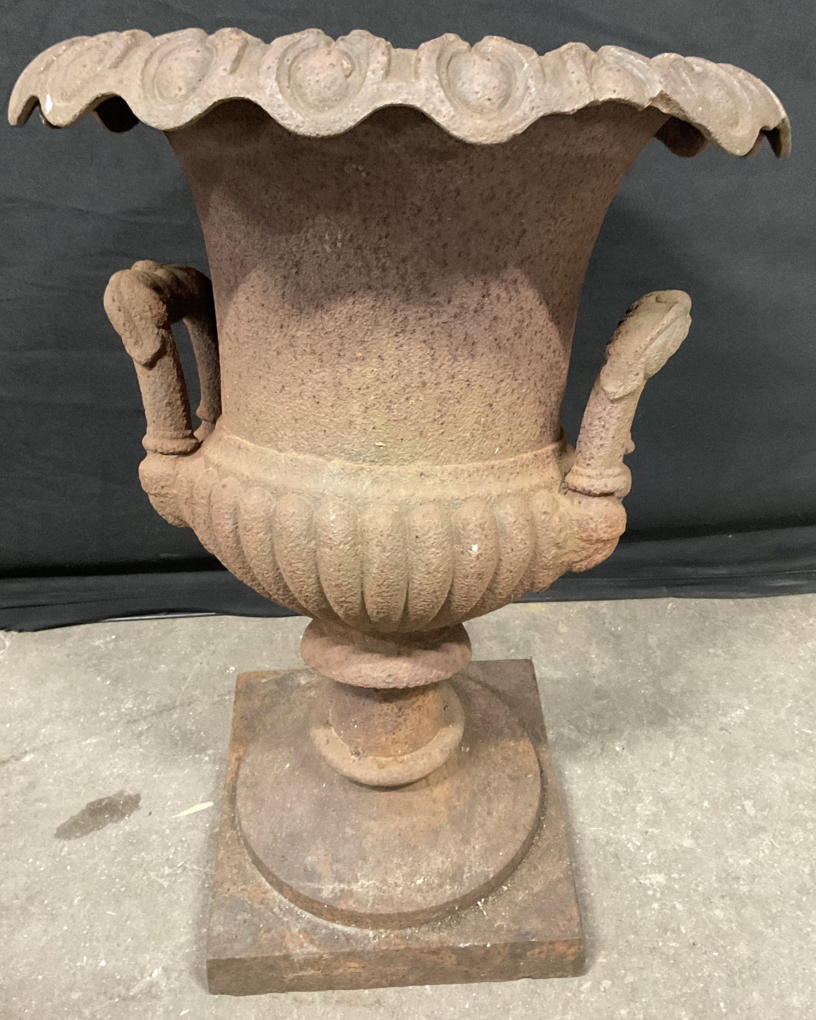 Vintage Iron Victorian Style Urn Planter (1 of 7)