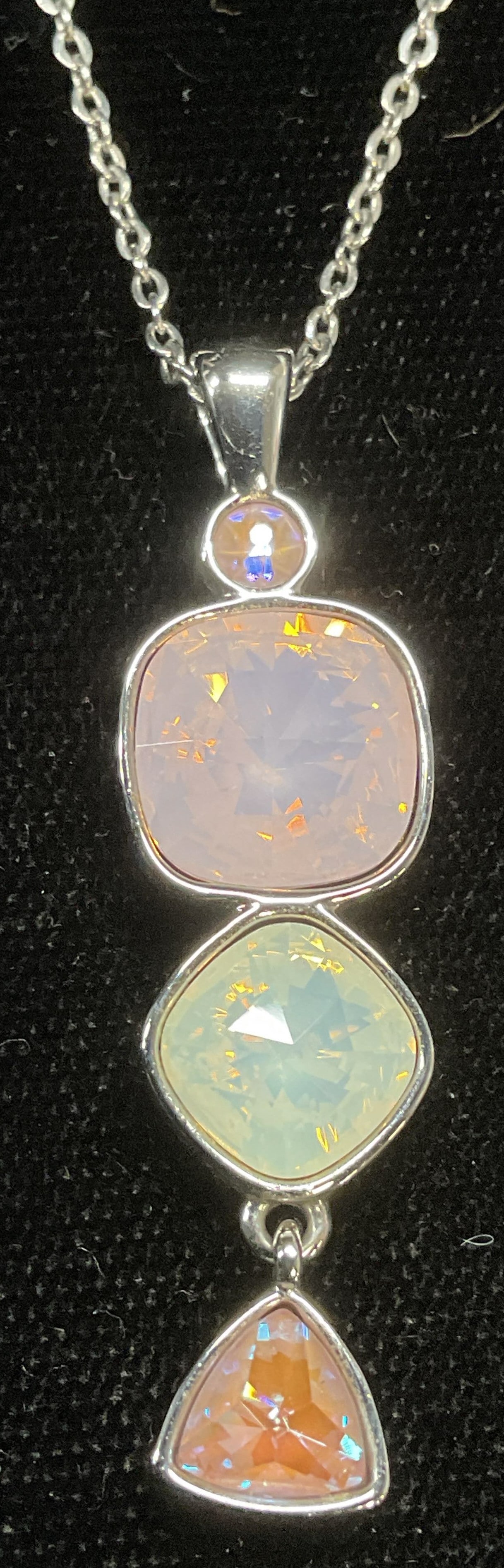 Swarovski Touchstone Pink Crystal Necklace (1 of 6)