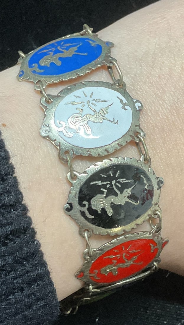Vintage Silver Tone Enamel Thai Dancer Bracelet (1 of 7)