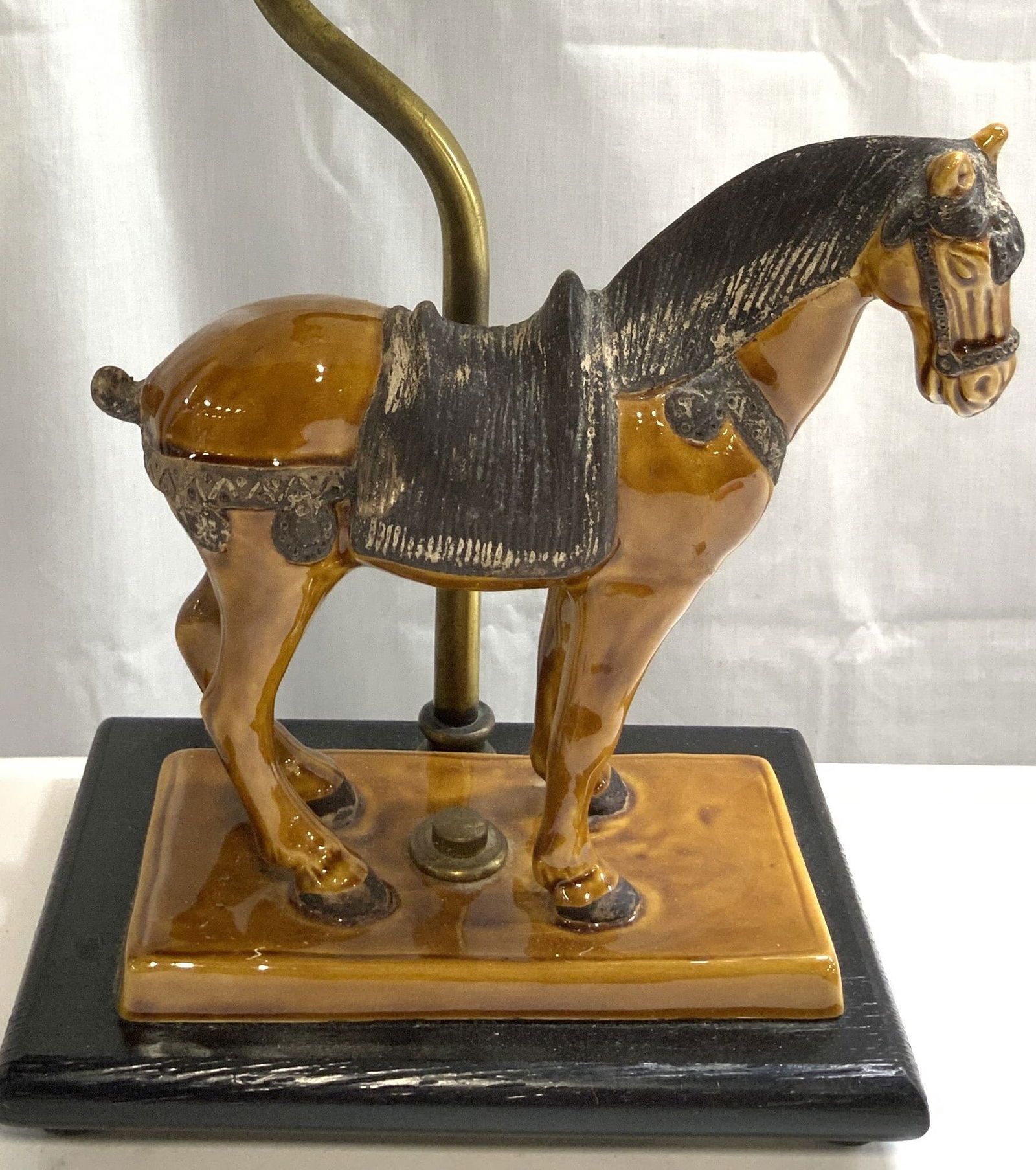 Vintage Ceramic Horse Lamp W Shade (1 of 9)