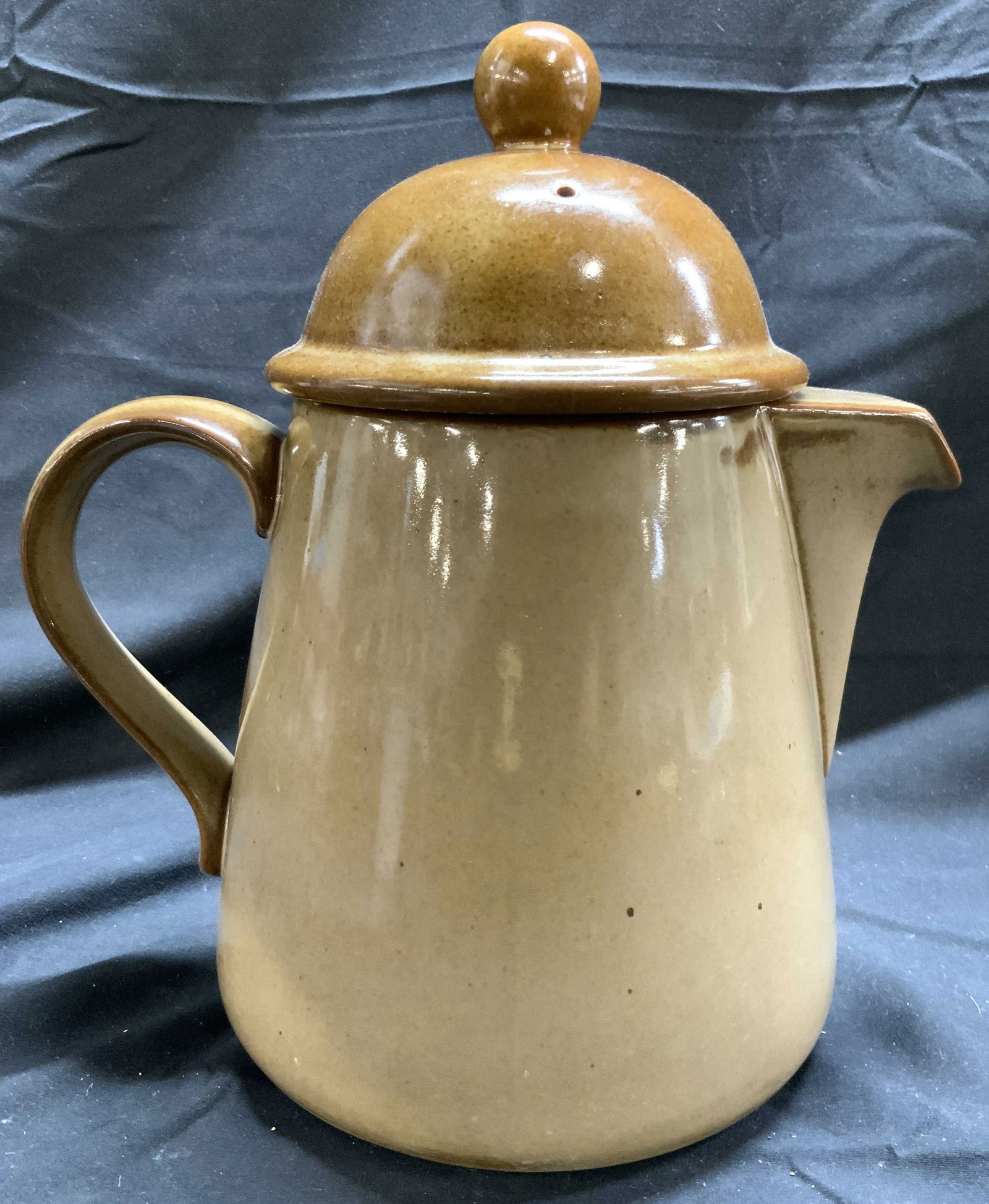 DANSK INTL Ceramic Pitcher W Lid (1 of 9)