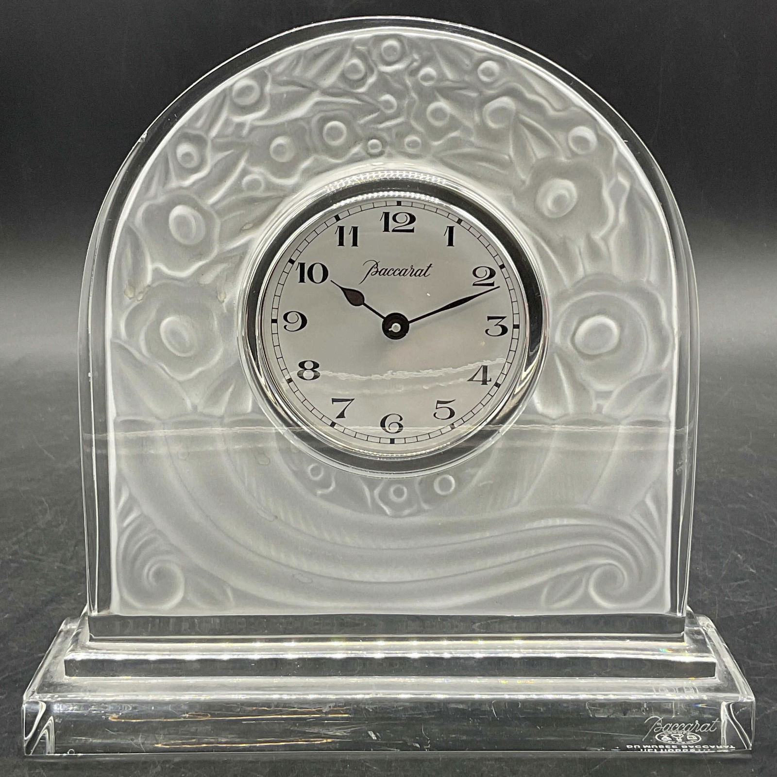 BACCARAT FRANCE Clear & Frosted Crystal Clock (1 of 13)