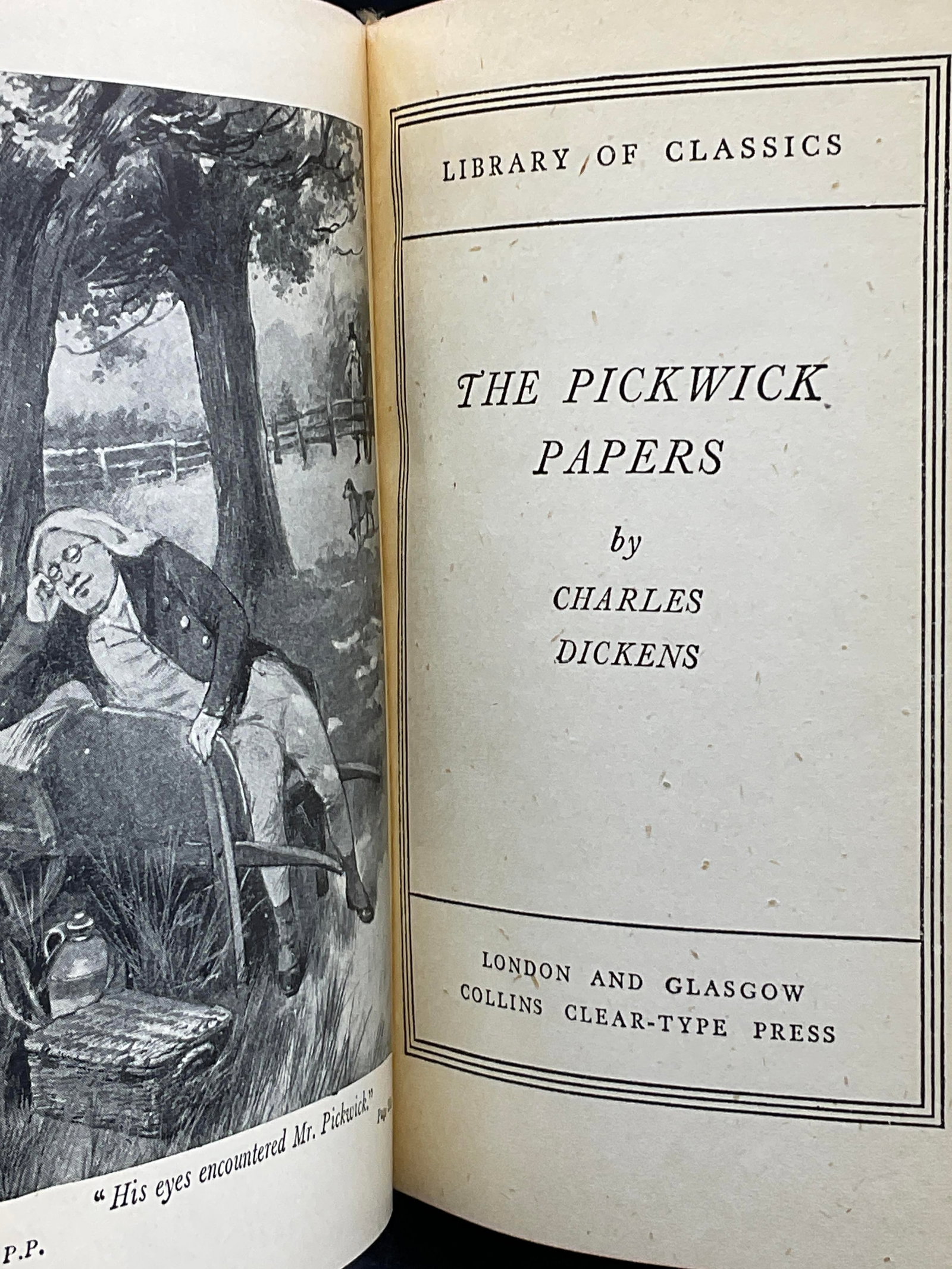 PICKWICK PAPERS by CHARLES DICKENS Antq Book: PICKWICK PAPERS by CHARLES DICKENS published by LONDON AND GLASGOW COLLINS CLEAR TYPE PRESS. antique possibly vintage. no date to interior. Frontispiece to interior. Measures approx. 6L x 4.25W in. Di