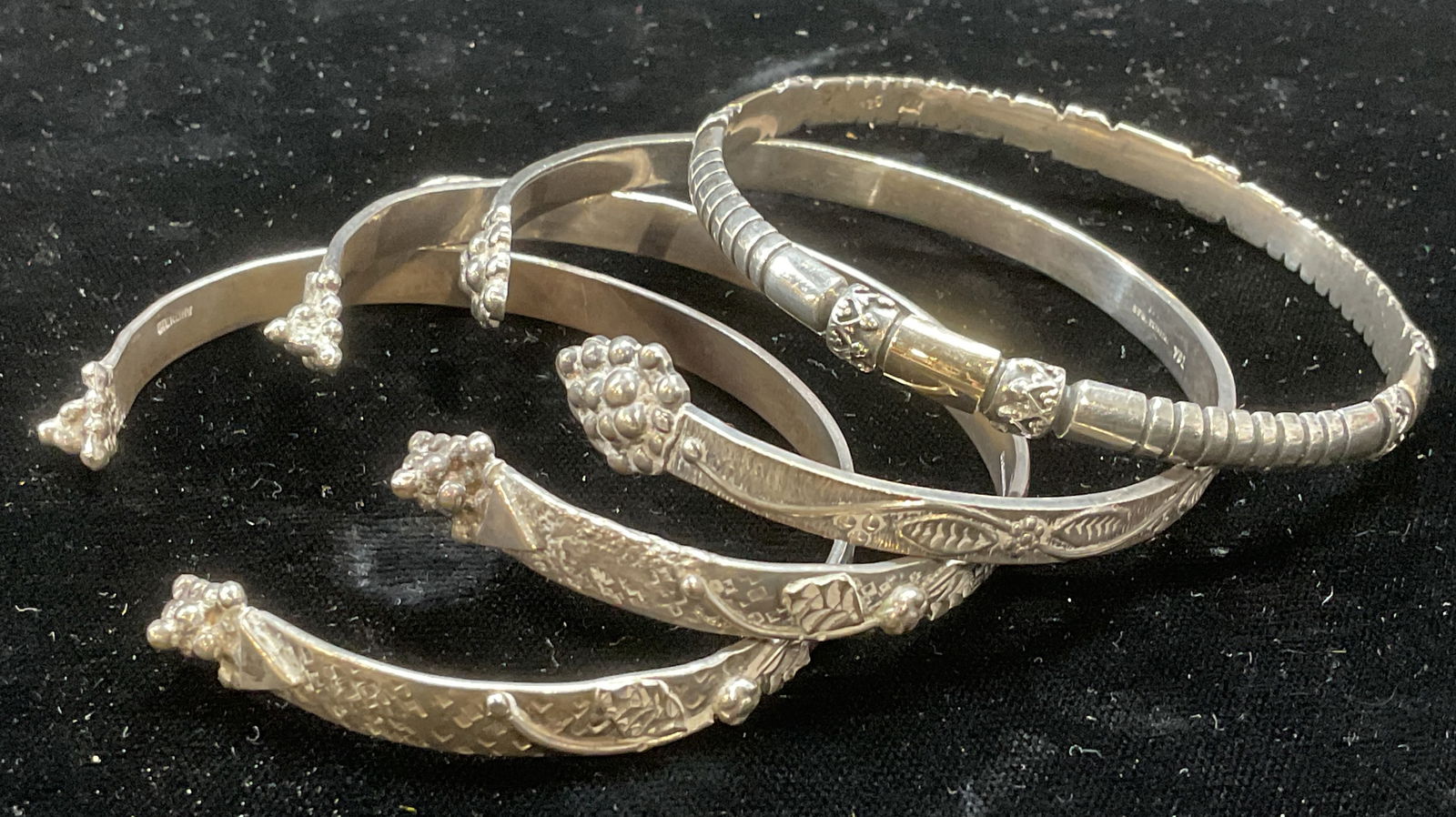 Vintage Gucci Sterling Tiger Bangle Bracelet Vintage Gucci Sterling Tiger Bangle Bracelet