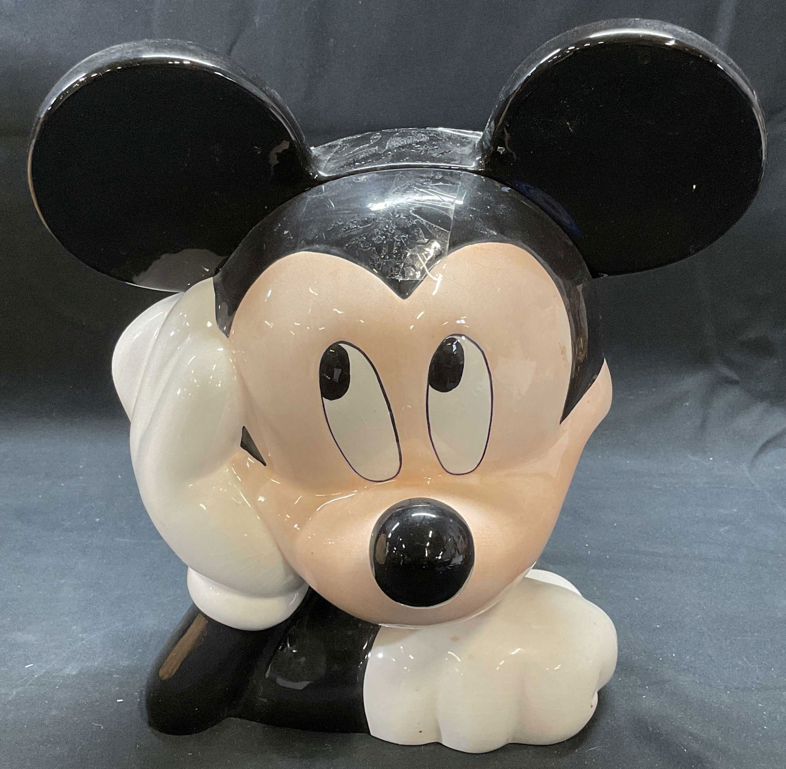 TreasureCraft Mickey Mouse Ceramic Cookie Jar (1 of 8)
