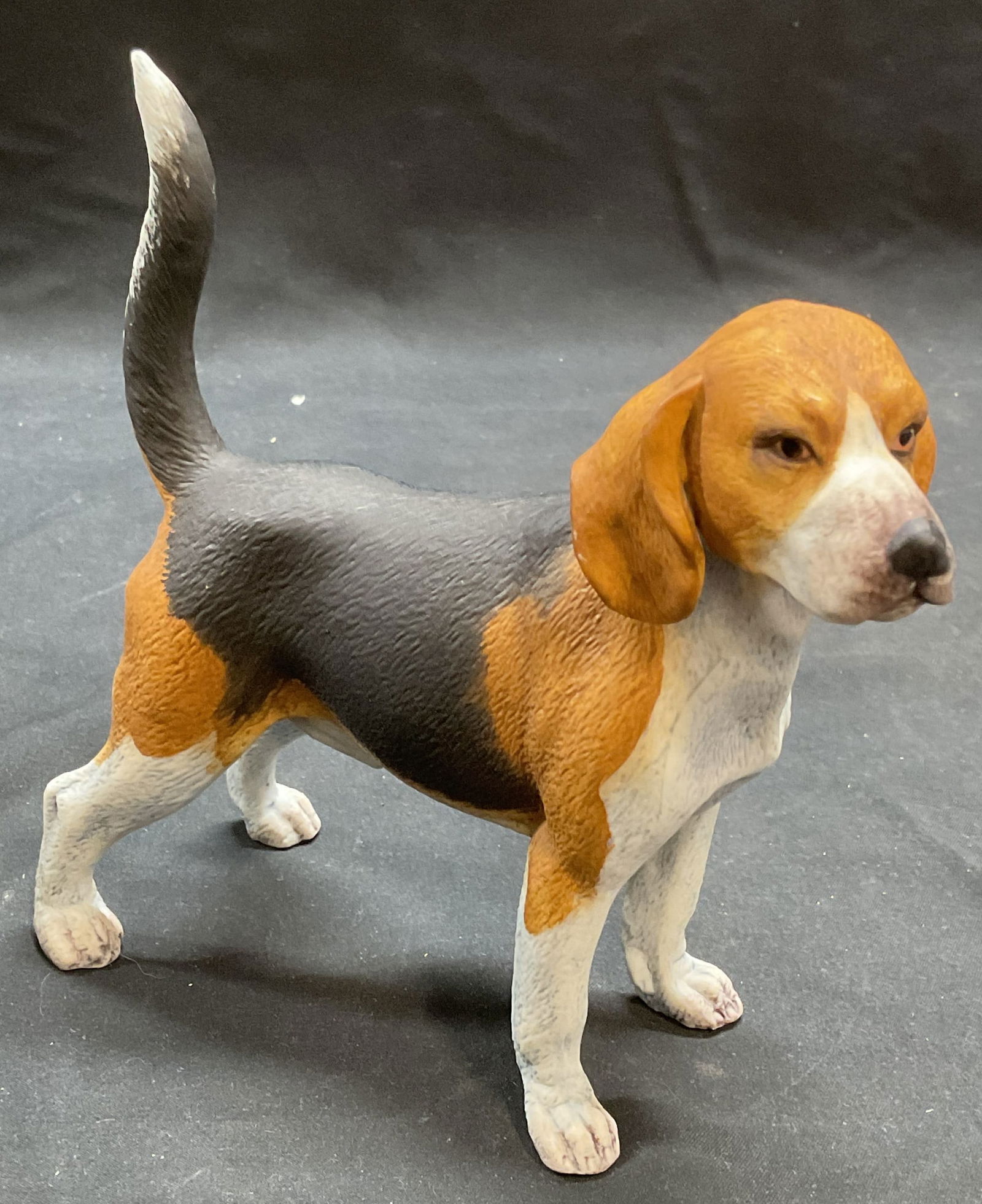 Vintage Porcelain Beagle Dog Figural (1 of 6)