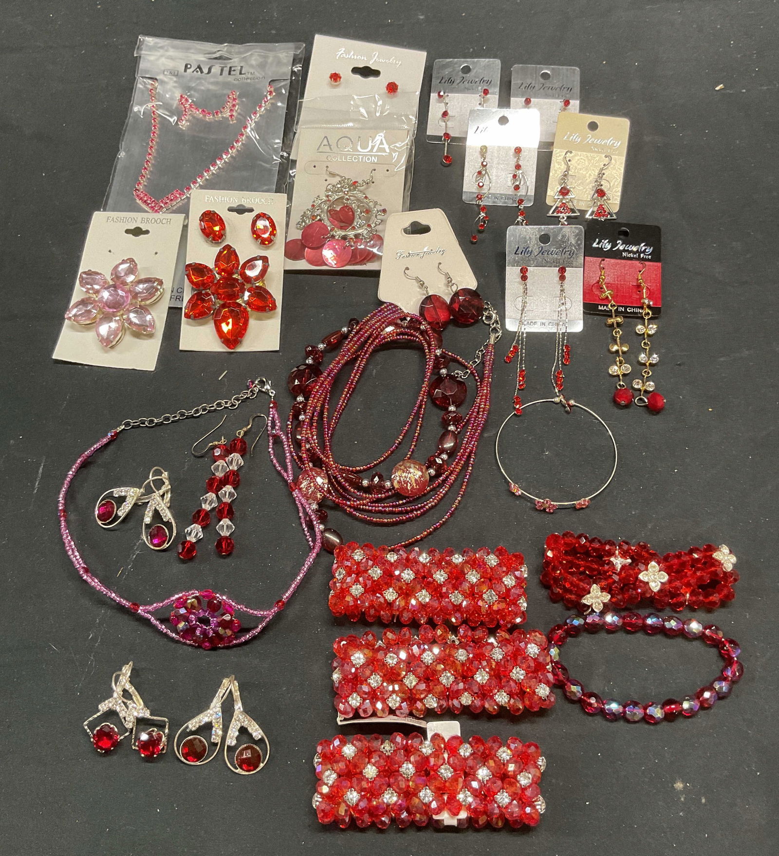 Group Lot 20+ Assorted Crystal Costume Jewelry NWT (1 of 7)