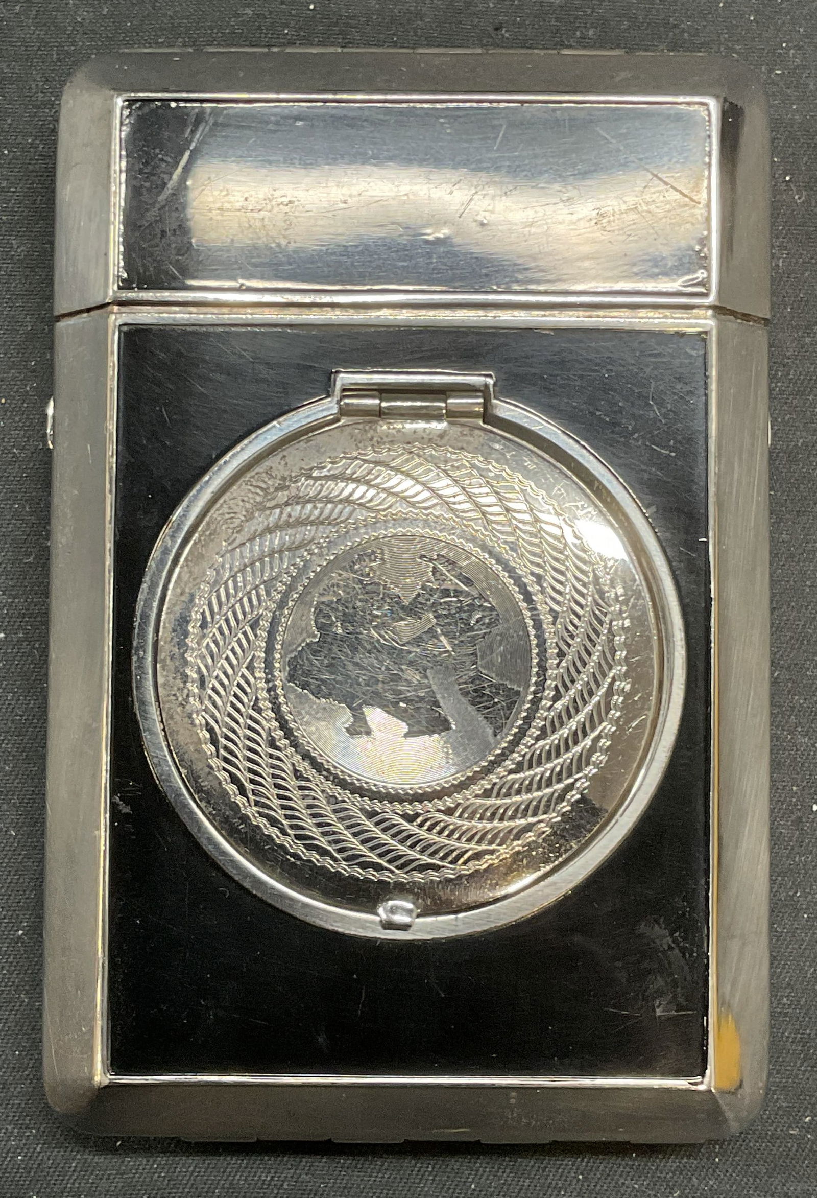 Vintage Terri Bakelite Vanity Case Compact (1 of 10)