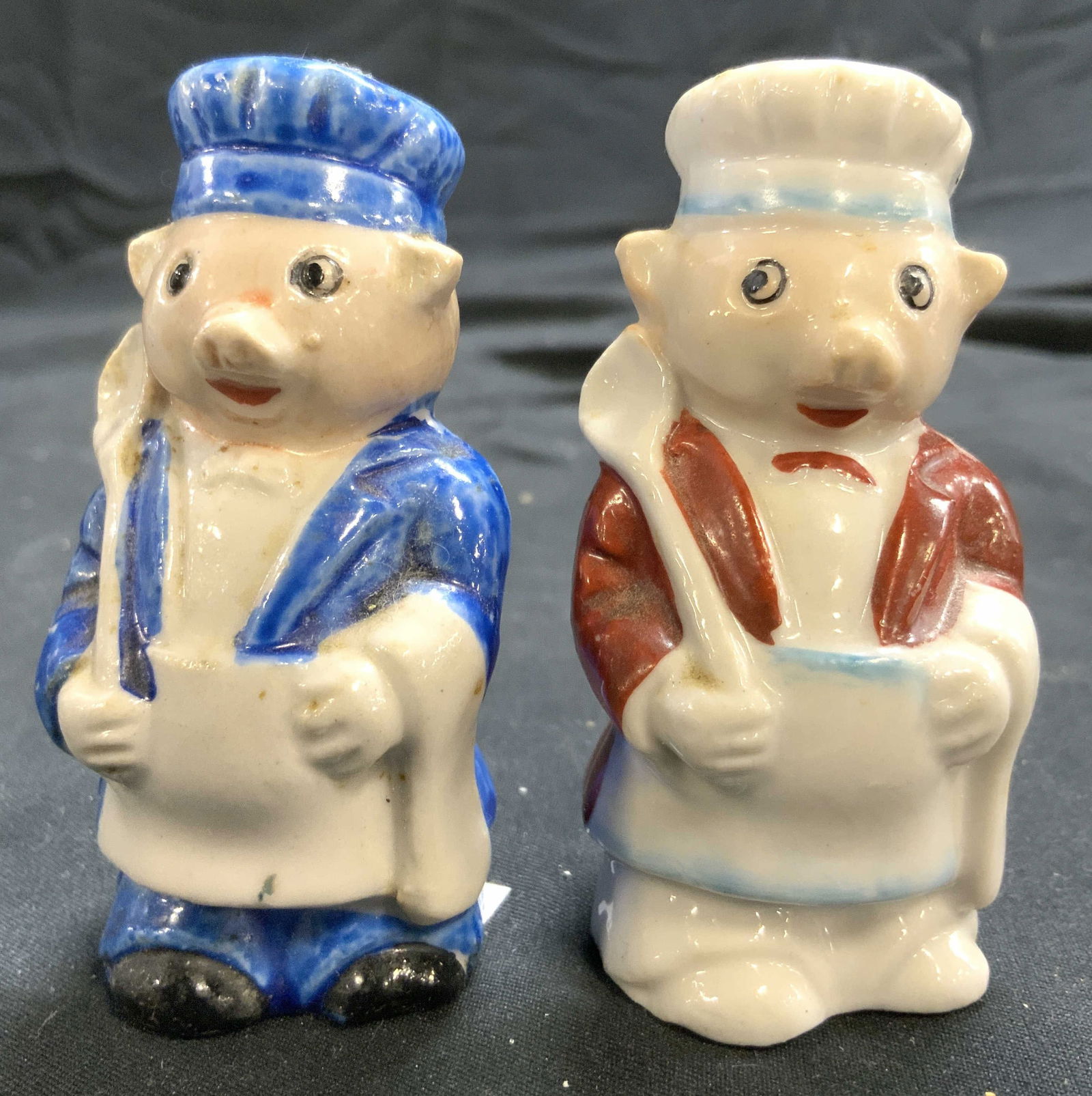 Lot 2 Vtg Porc Pig Chef Salt & Pepper Shakers (1 of 7)