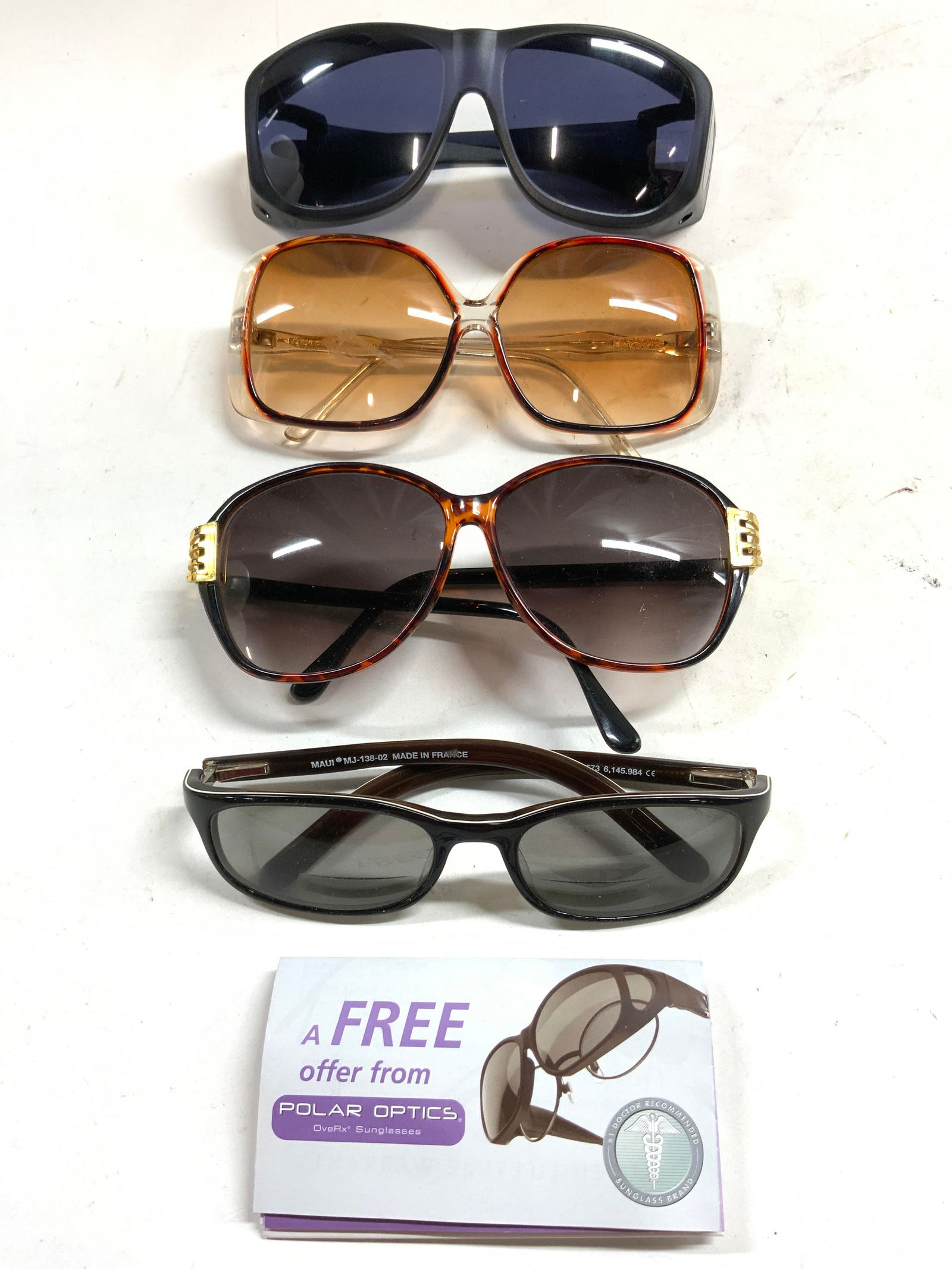 Lot 4 Assorted Pairs Of Sunglasses (1 of 8)