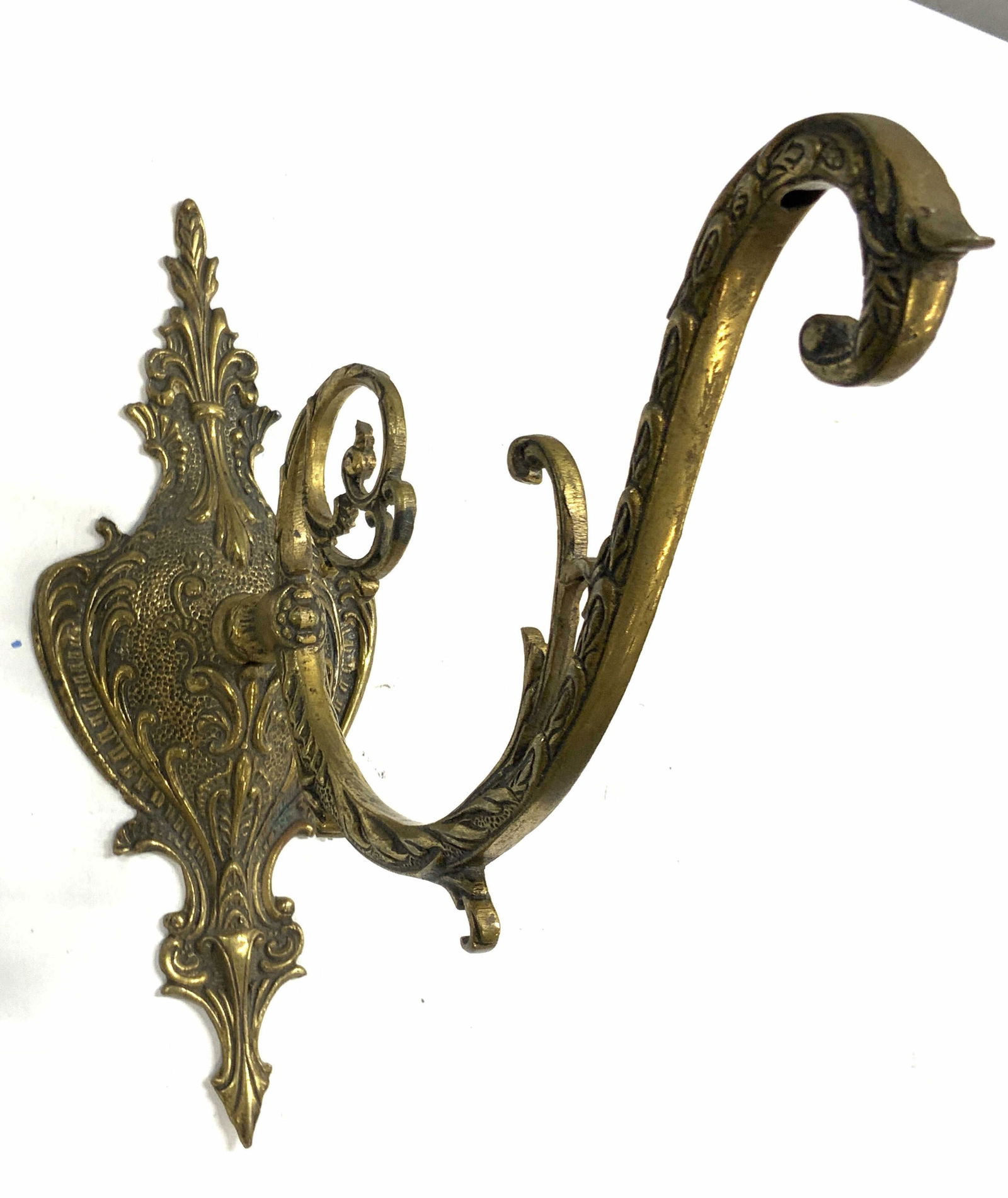 Vntg Brass Ornate Scrolled Art Nouveau Wall Hook (1 of 8)