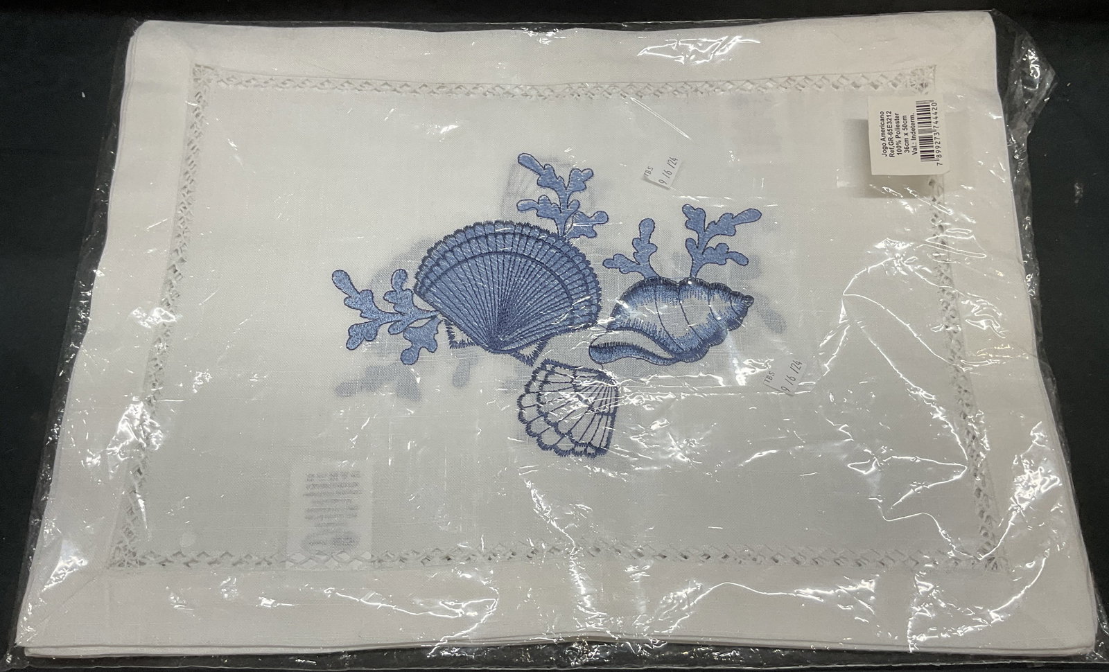 5 J Americana Seashell Embroidered Place Mats NIP: Set of 4 Jogo Americana white place mats with blue embroidered seashell motif. New in package. Not examined out of package. Measure approx 19 x 13.& inches. Polyester. Place mat, white place mat, embr