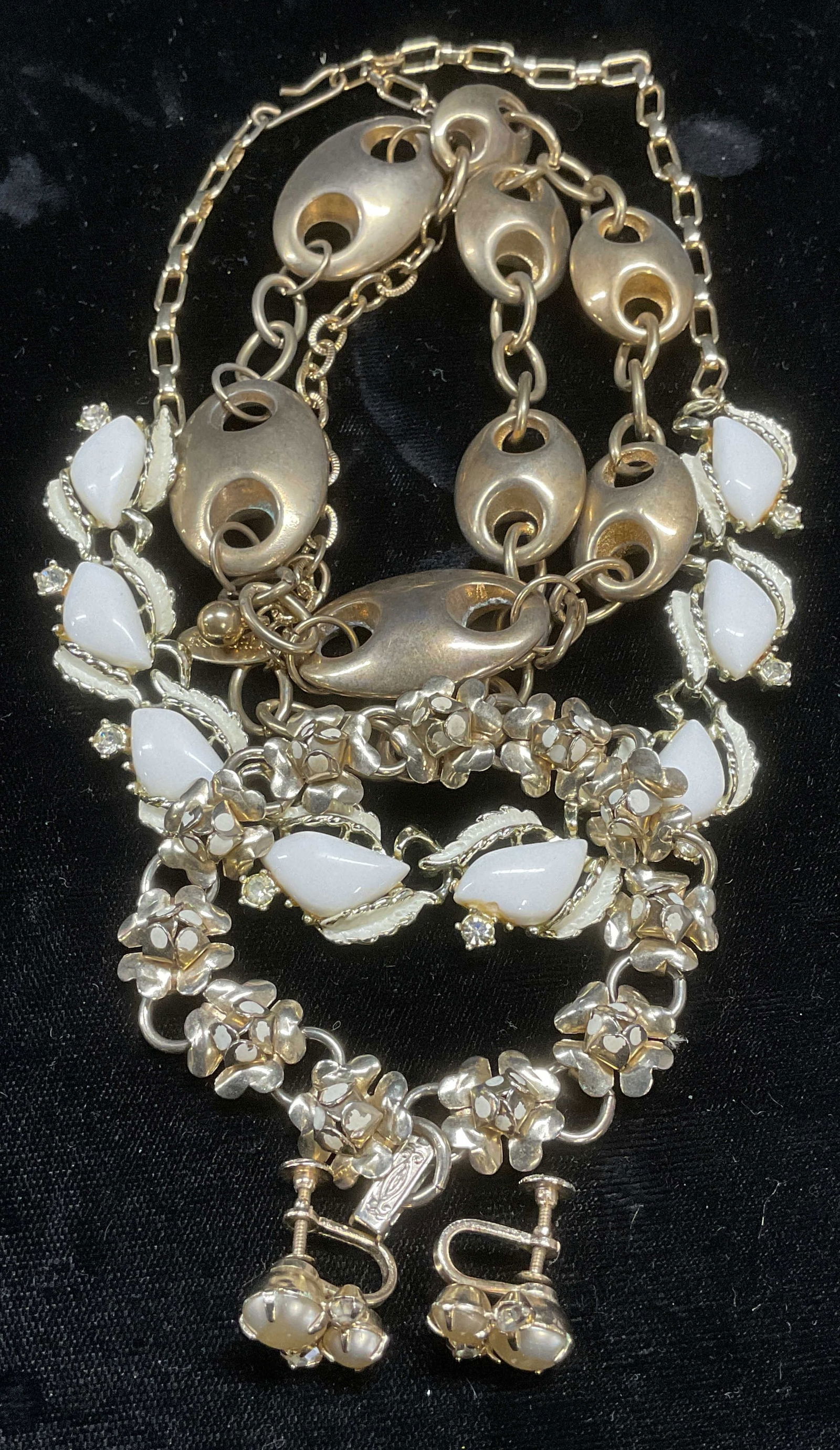 Lot 4 George Gold Tn Necklace + Vintage Jewelry (1 of 9)