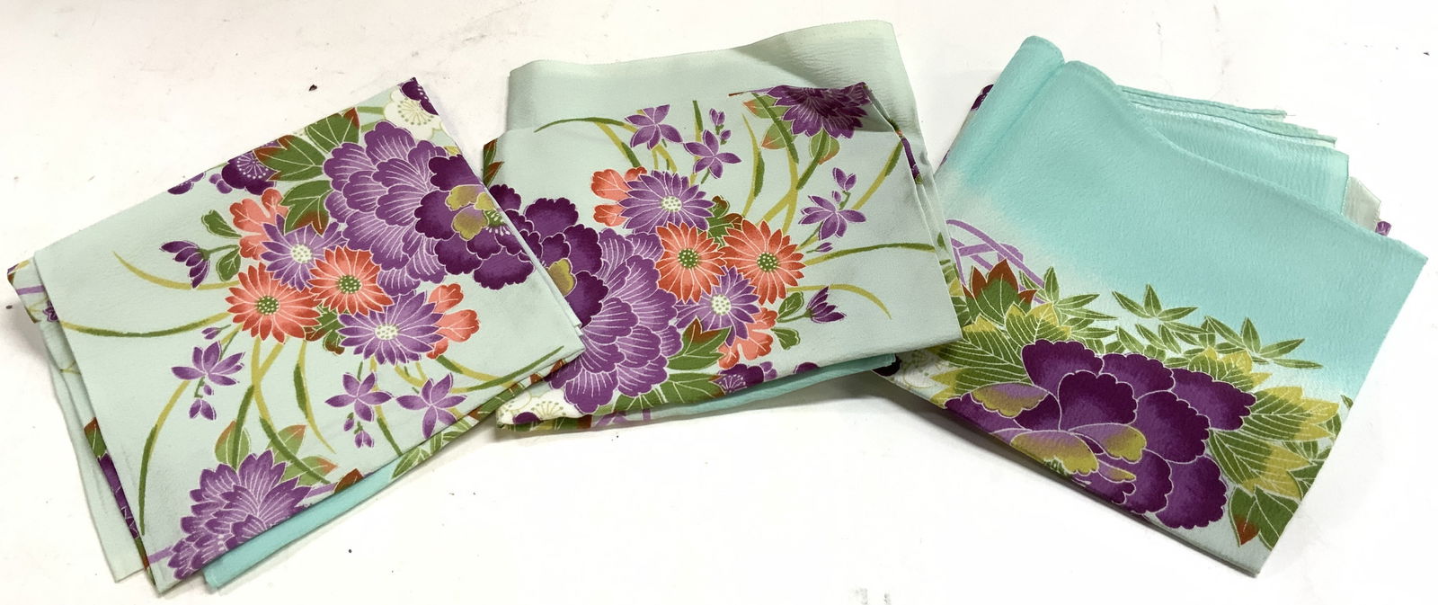 MARUTA Set 3 Floral Detailed Asian Scarves (1 of 7)