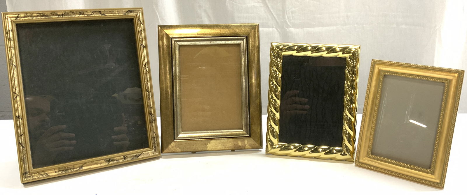 Lot 4 Assorted Gilt Picture Frames (1 of 6)