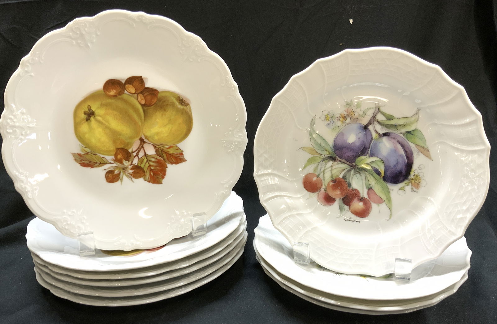 HUTSCHENREUTHER DRESDEN Set 10 Porc Plates (1 of 8)