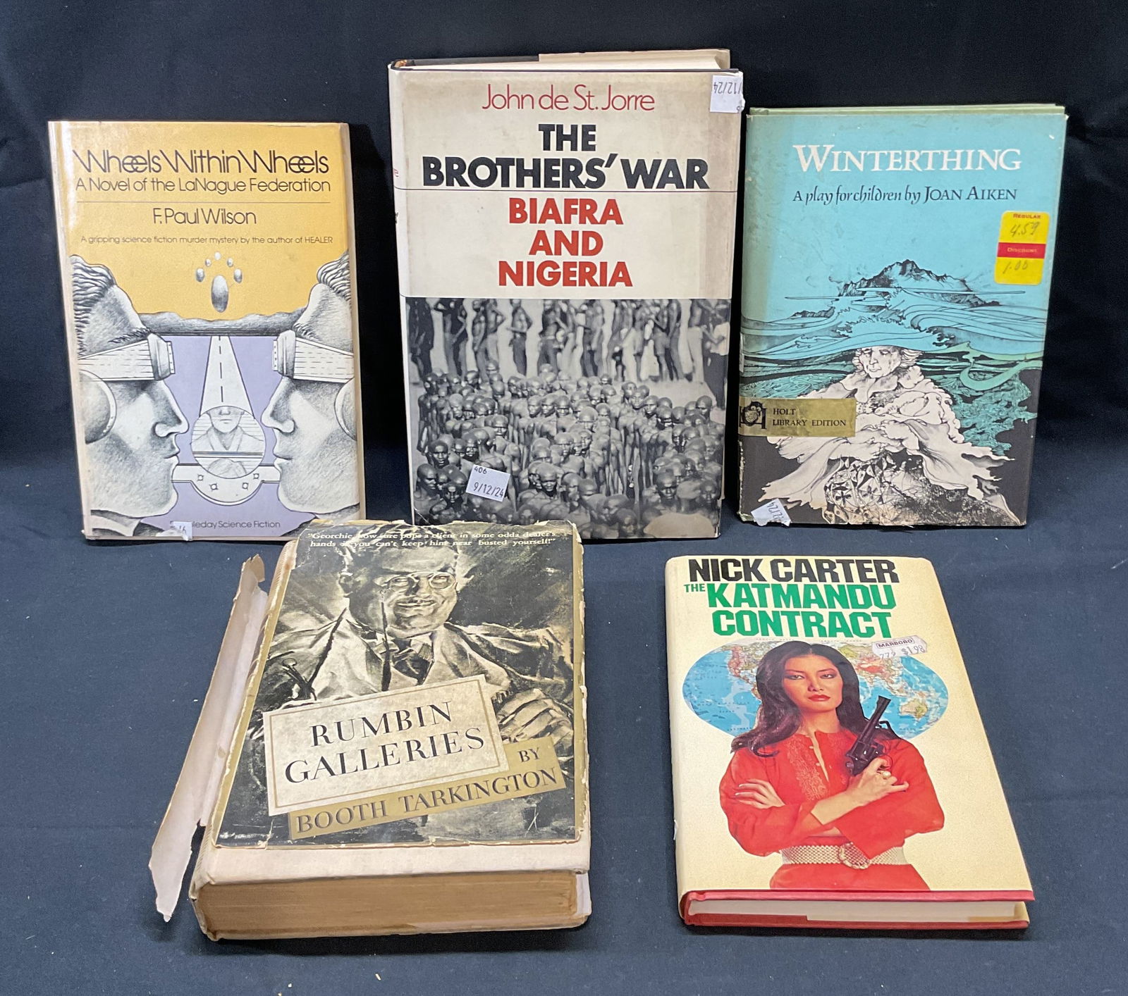 Group Lot 5 Vintage Books (1 of 7)