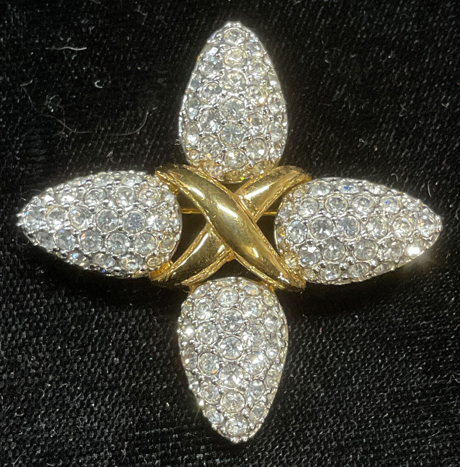 Swarovski Gold Tone Crystal Brooch (1 of 6)
